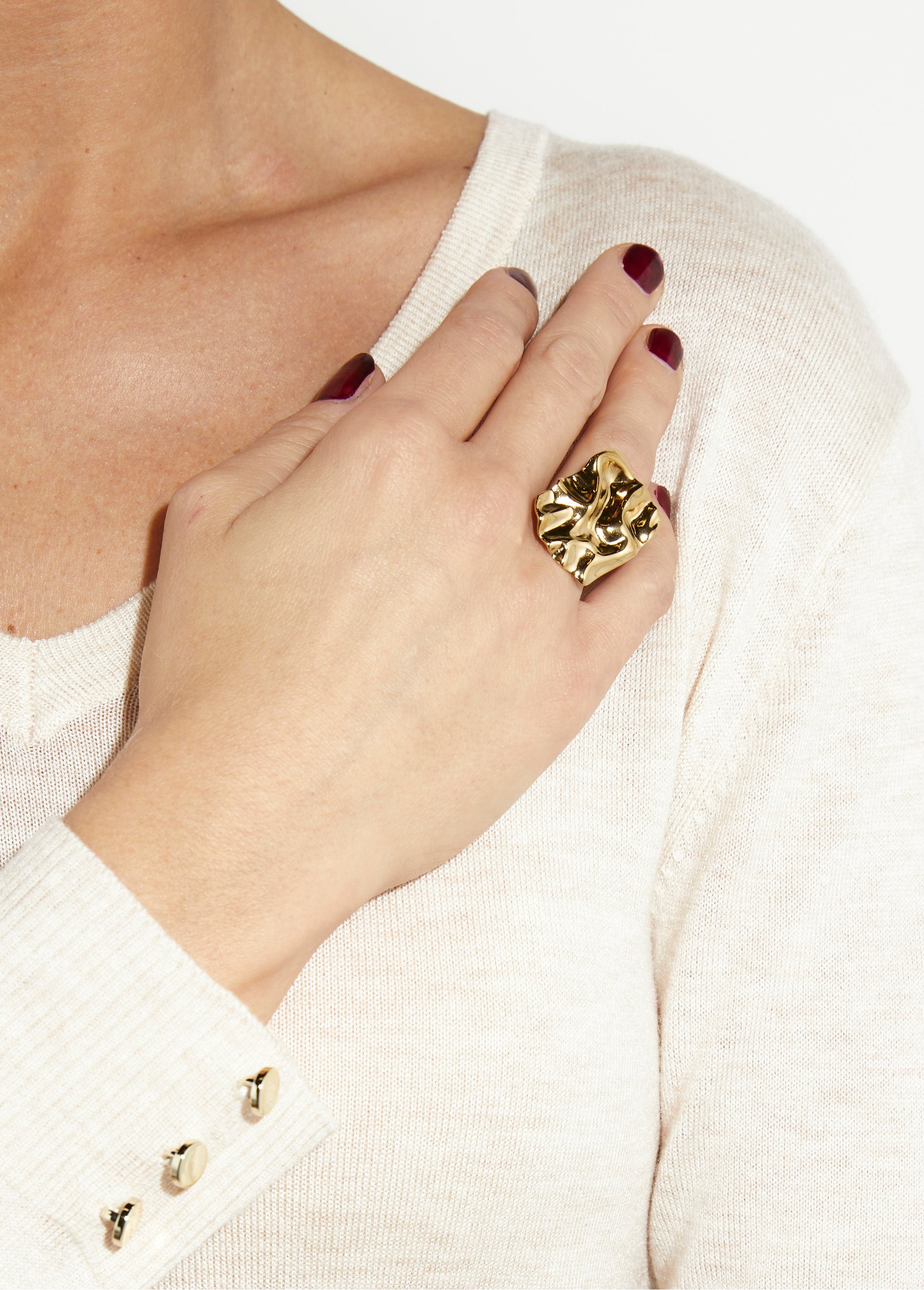 Bague motif froissé en acier inox