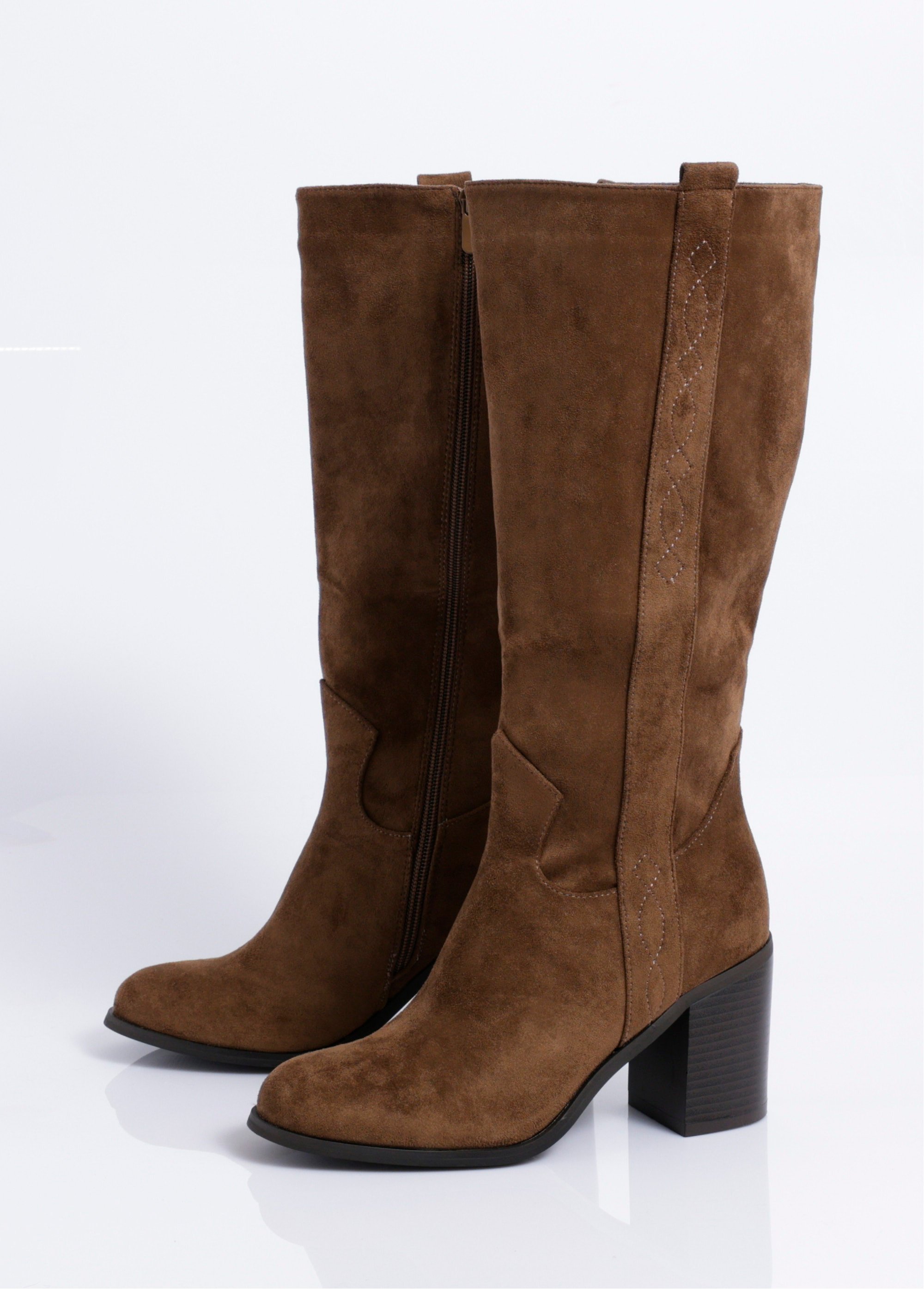 Bottes suédine bout rond thème western