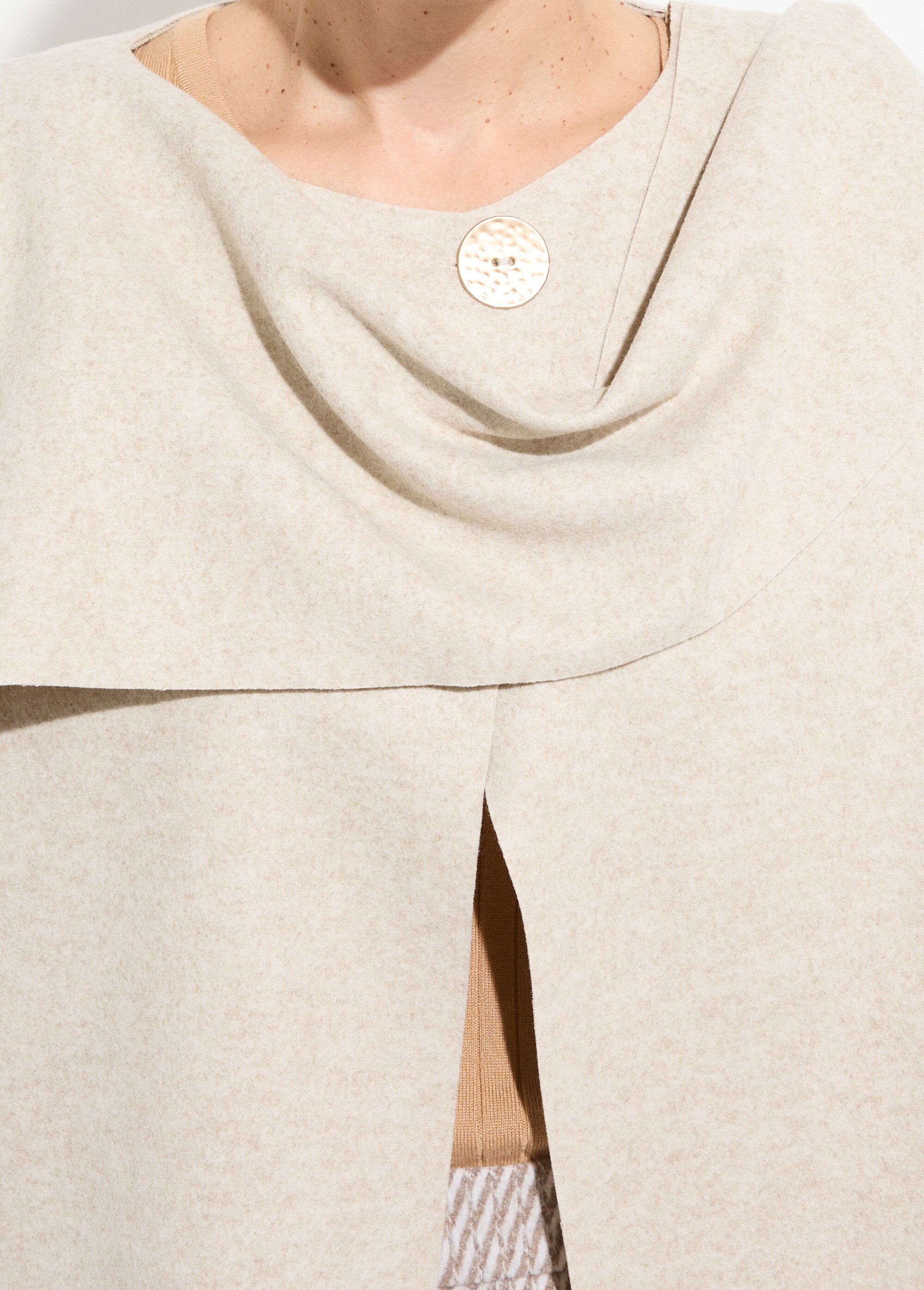 Veste bouton bijou métal et écharpe Femme Beige MQ-9141 DE2