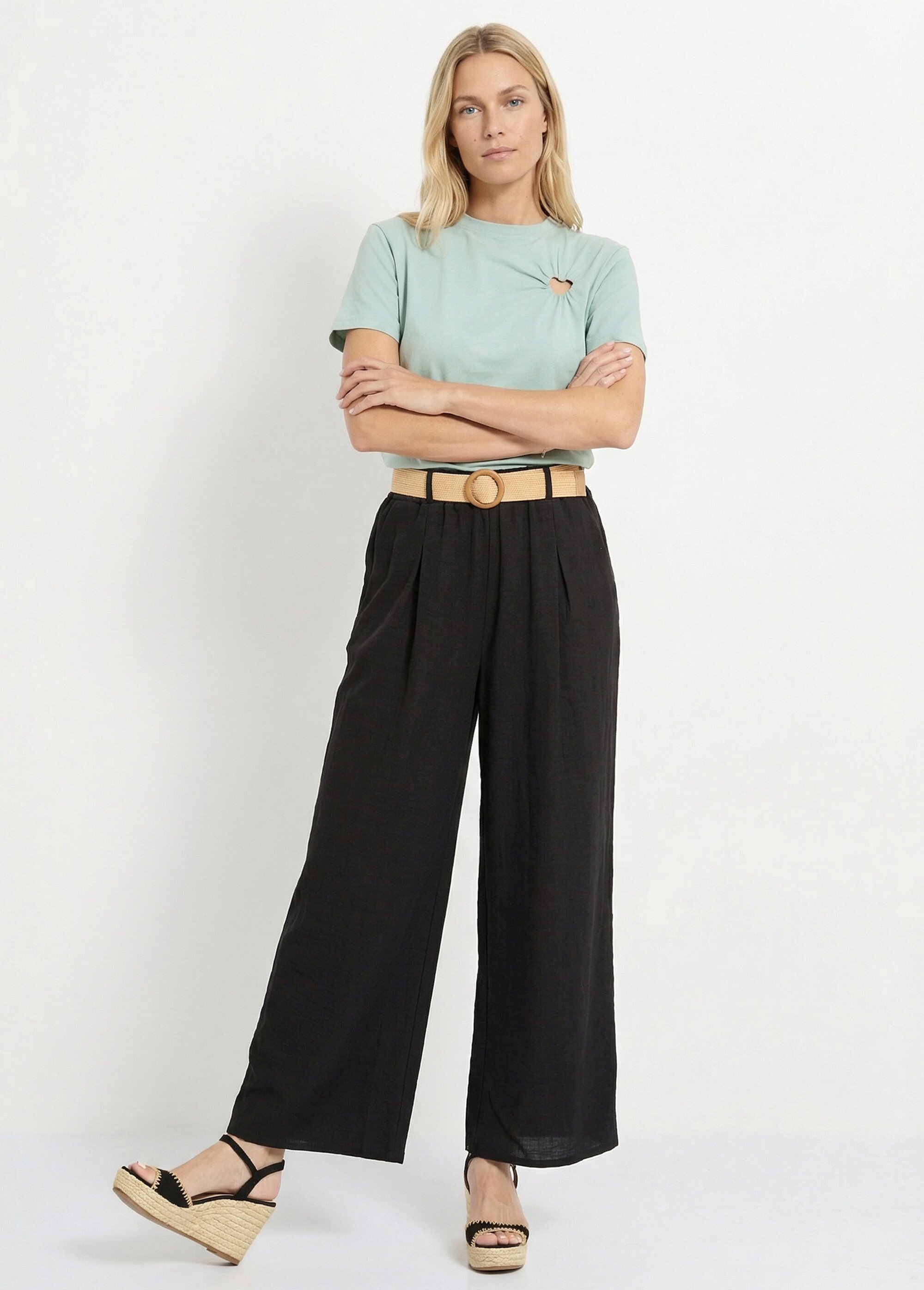 Pantalon fluide + ceinture tressée