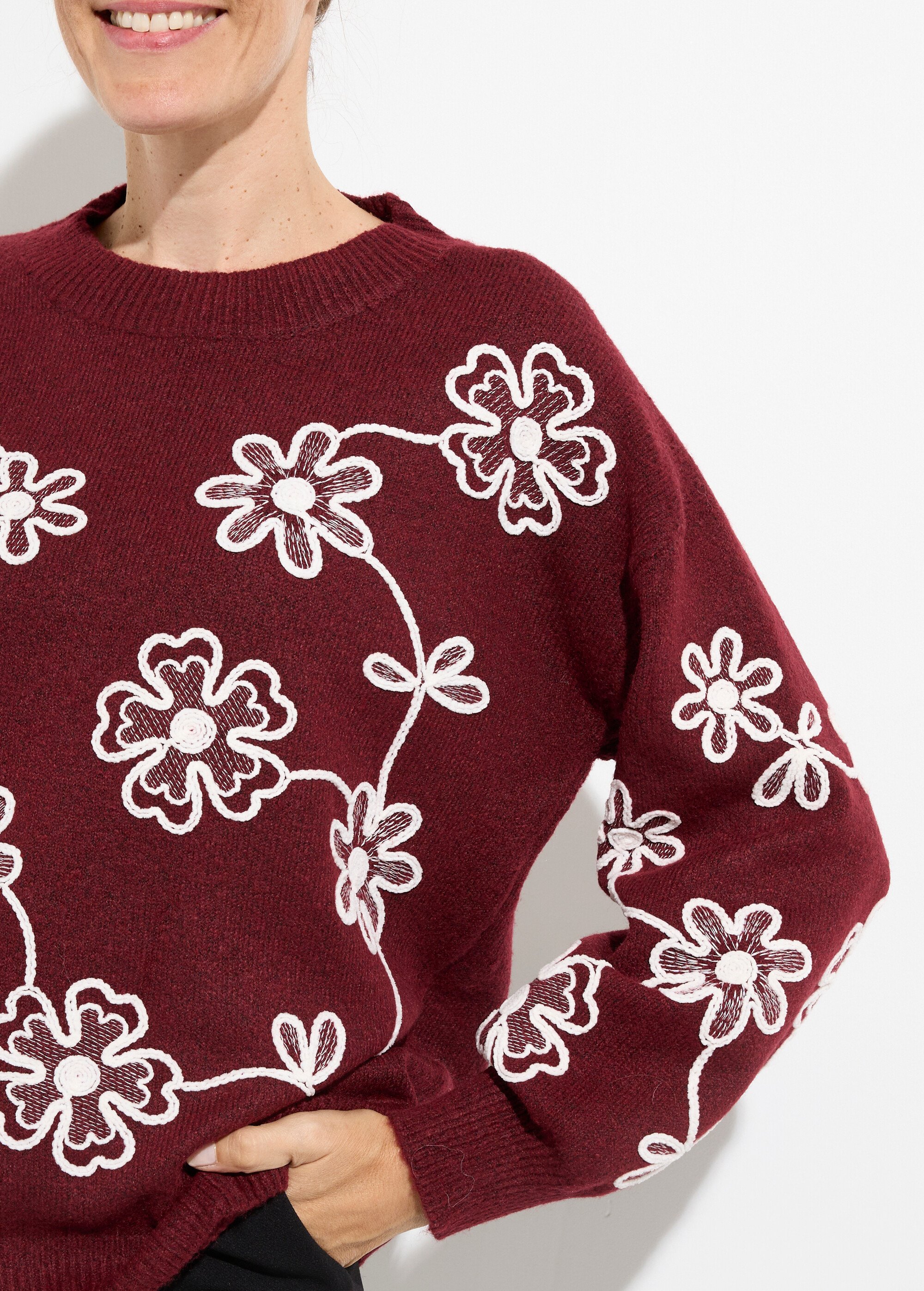 Pull montant application fleurs brodées Femme Rouge MQ-P1202 DE1