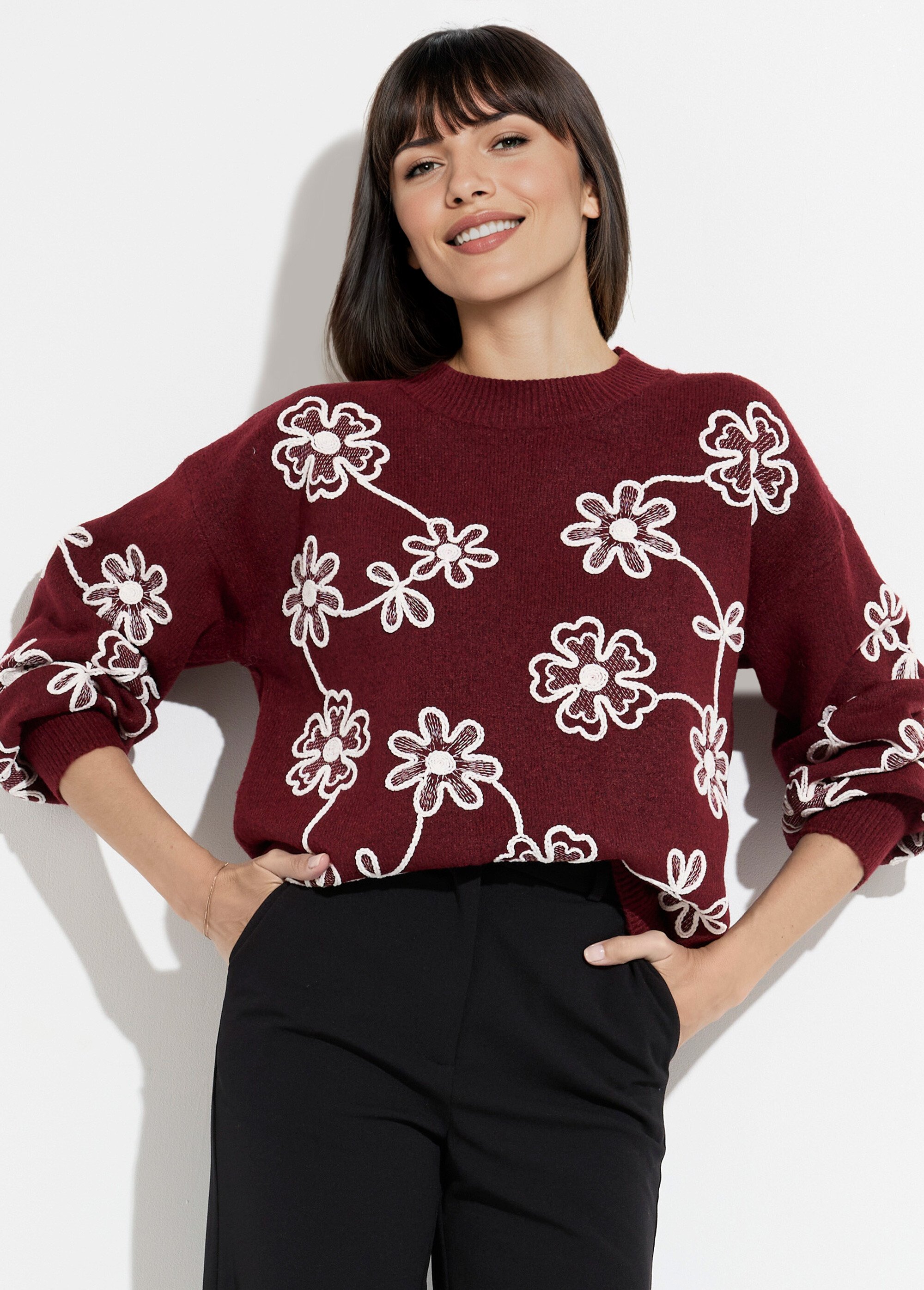 Pull montant application fleurs brodées Femme Rouge MQ-P1202 MV1
