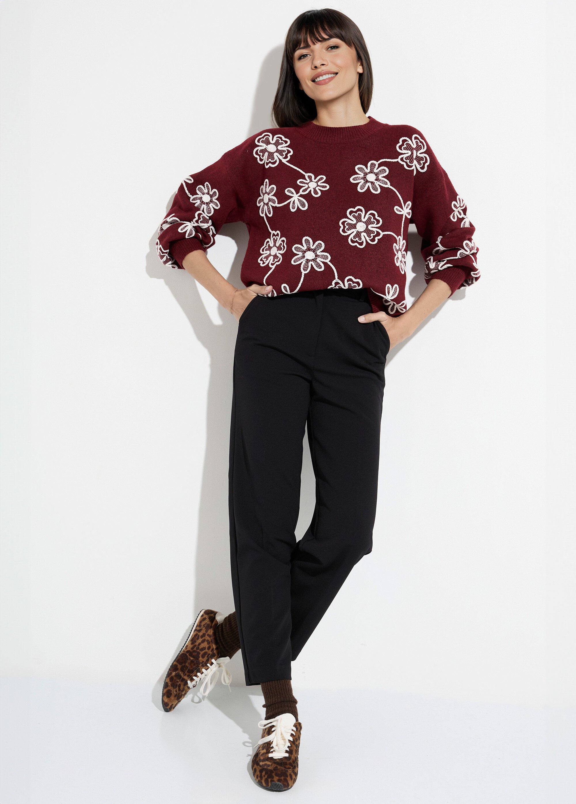 Pull montant application fleurs brodées Femme Rouge MQ-P1202 SI1