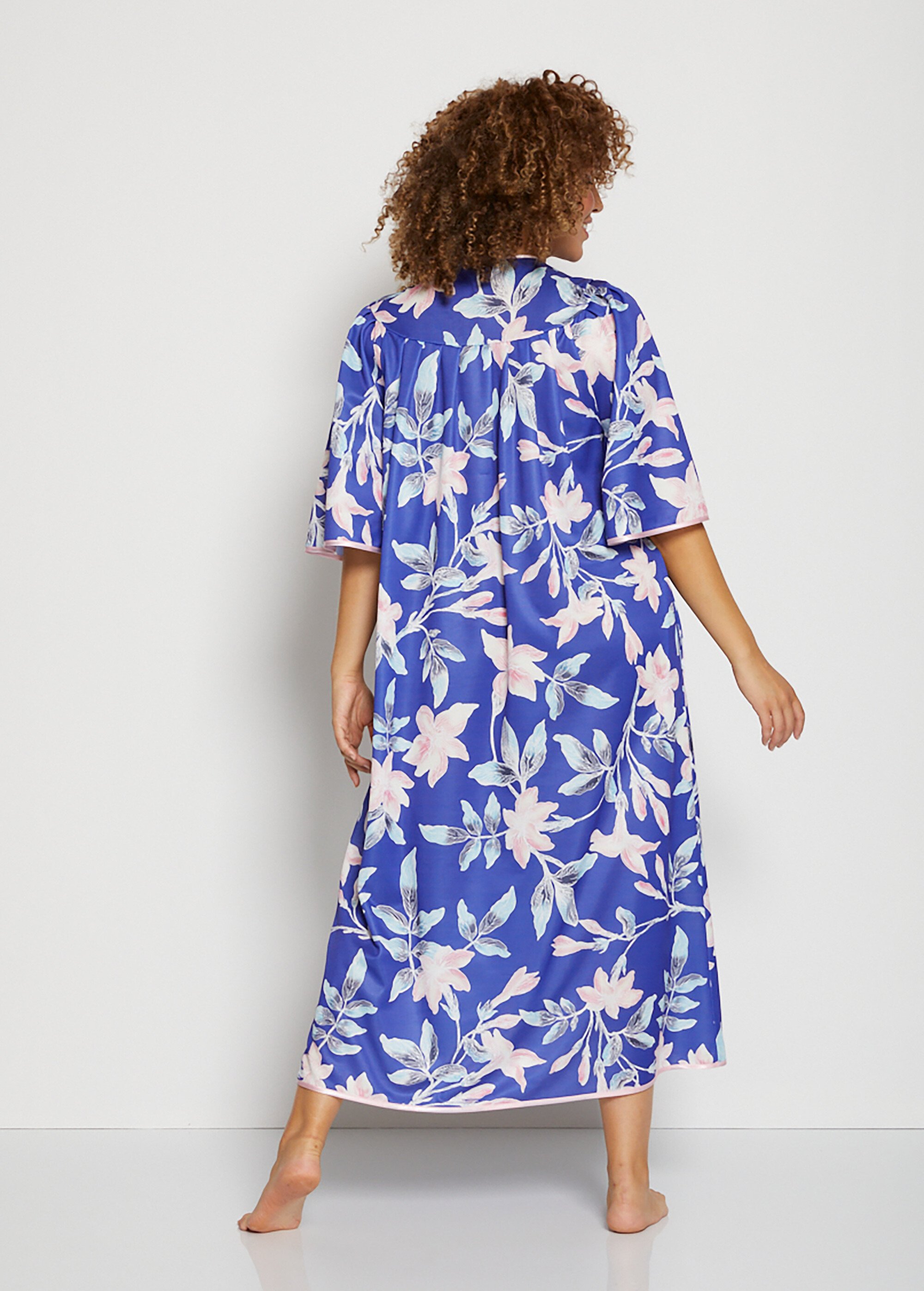 Peignoir boutonné satiné fleuri