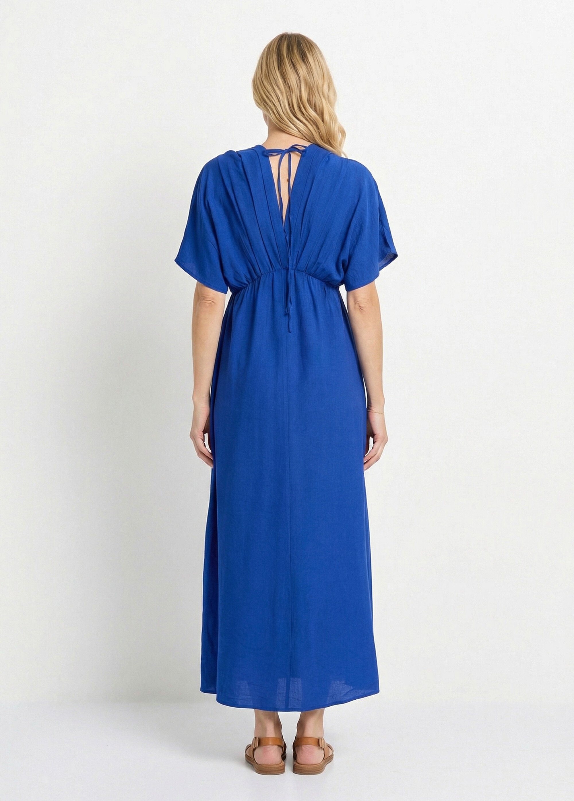 Robe longue col V plissé devant et dos