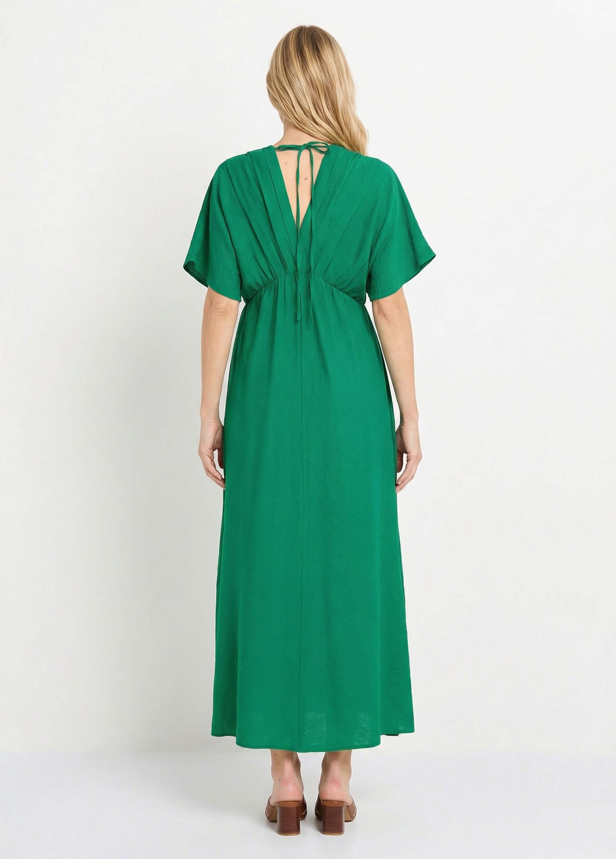 Robe longue col V plissé devant et dos