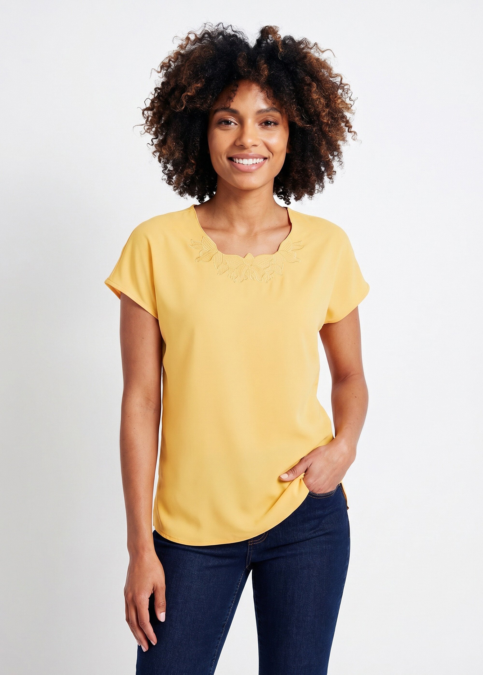 Top long manches courtes broderies col rond Femme Jaune CUMIN FA1