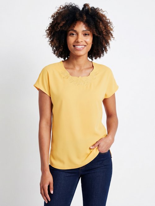 Top long manches courtes broderies col rond Femme Jaune CUMIN FA1