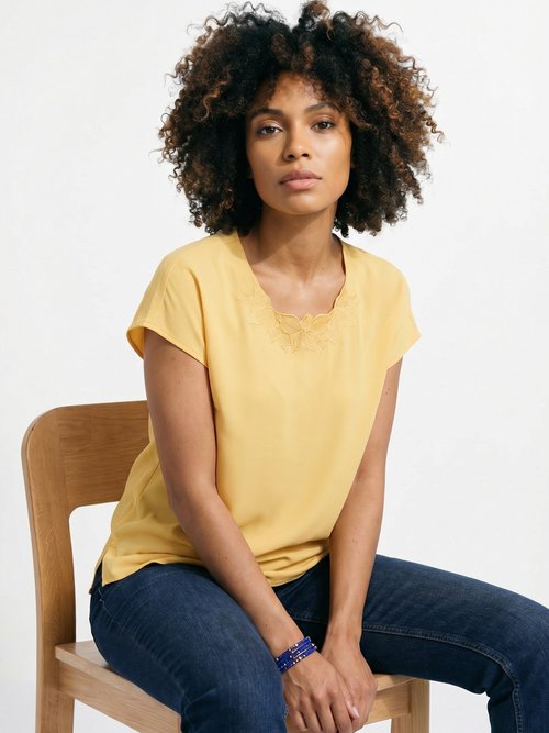 Top long manches courtes broderies col rond Femme Jaune CUMIN MV1