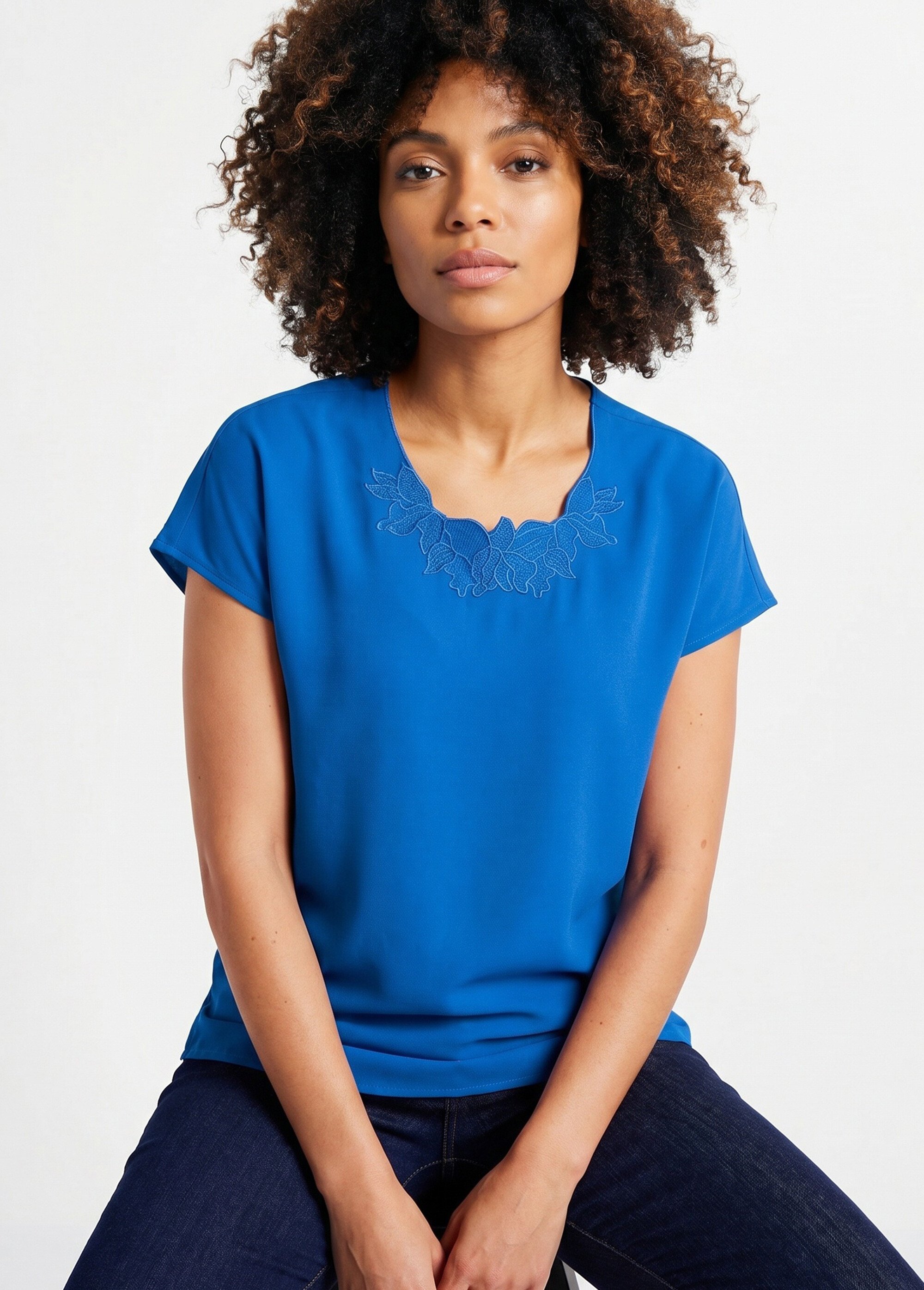 Top long manches courtes broderies col rond Femme Bleu CUMIN MV1