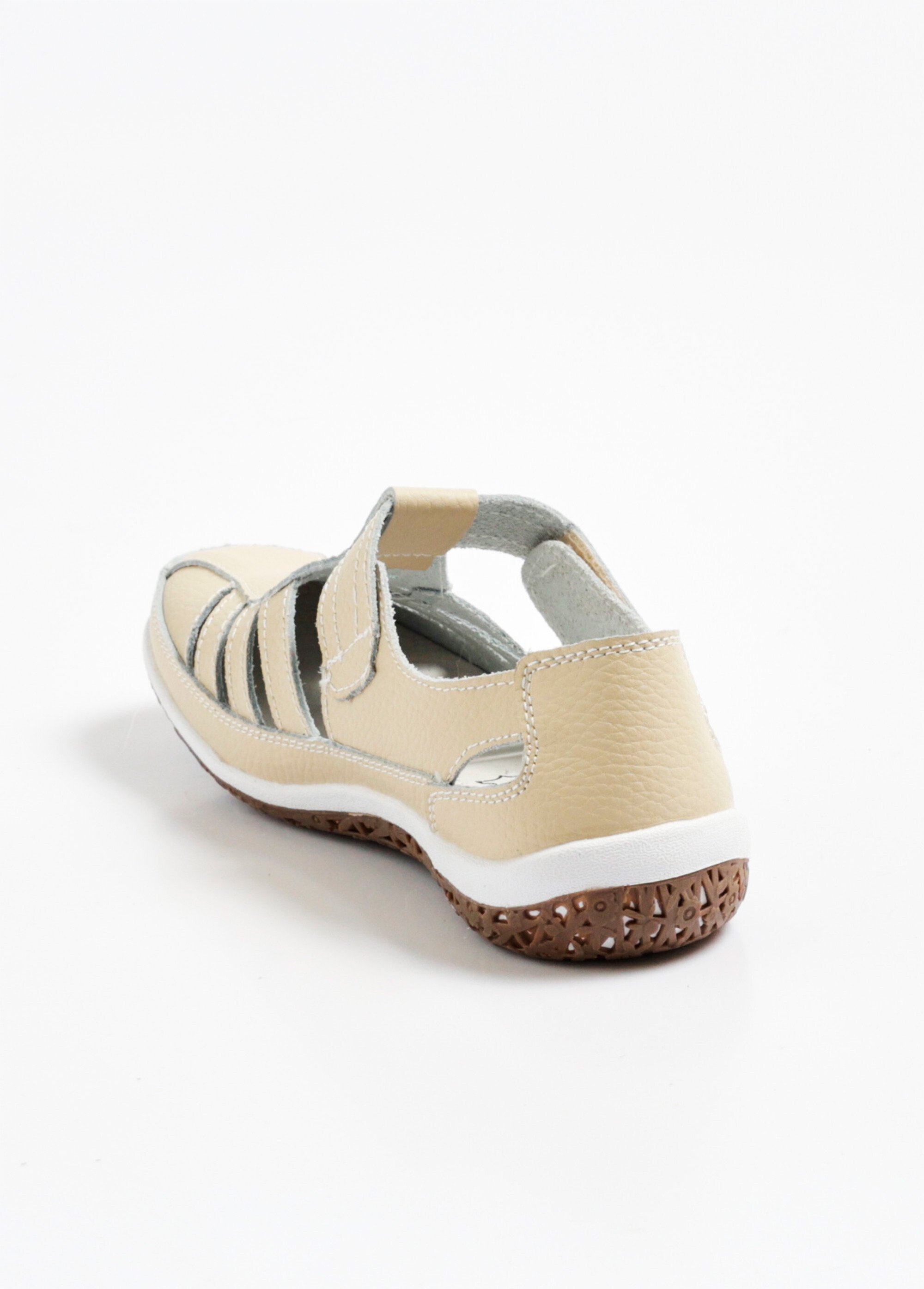 Ballerines en cuir ajouré semelle confort