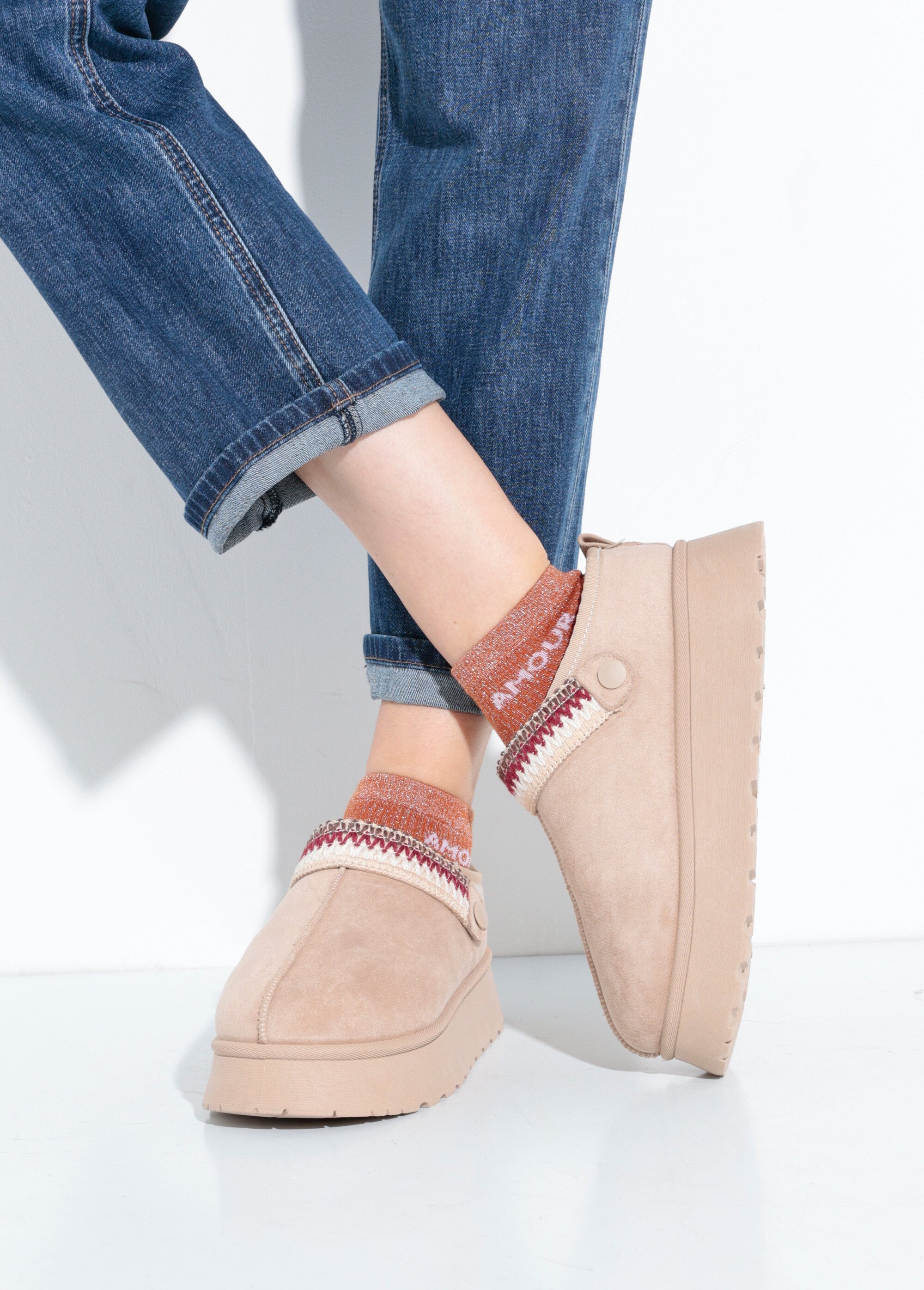 Mules compensées fourrées patte fantaisie Femme Beige QUIZ9003 SI1