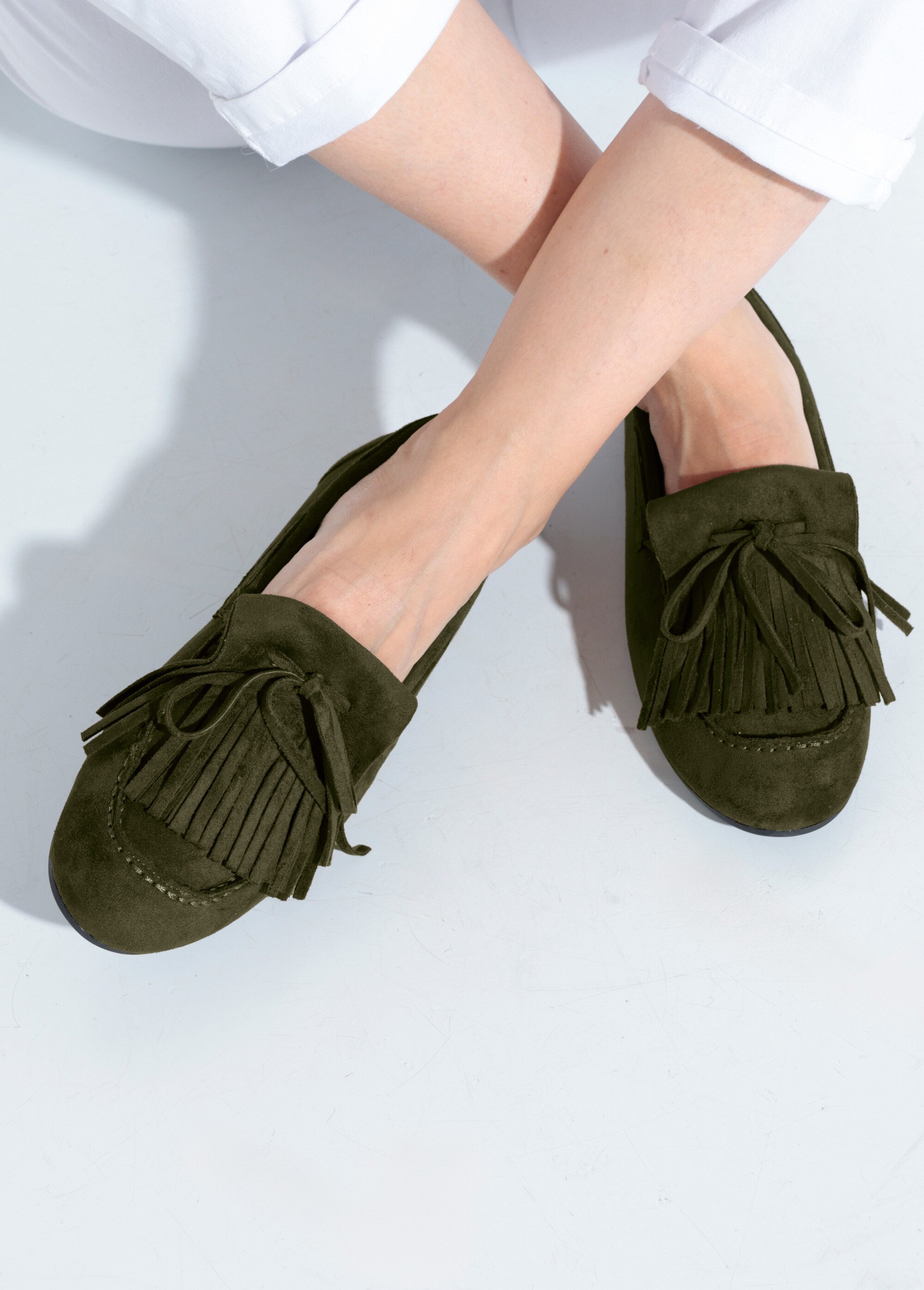 Mocassins à franges en suédine semelle plate Femme Vert QUIZ9722 SI1