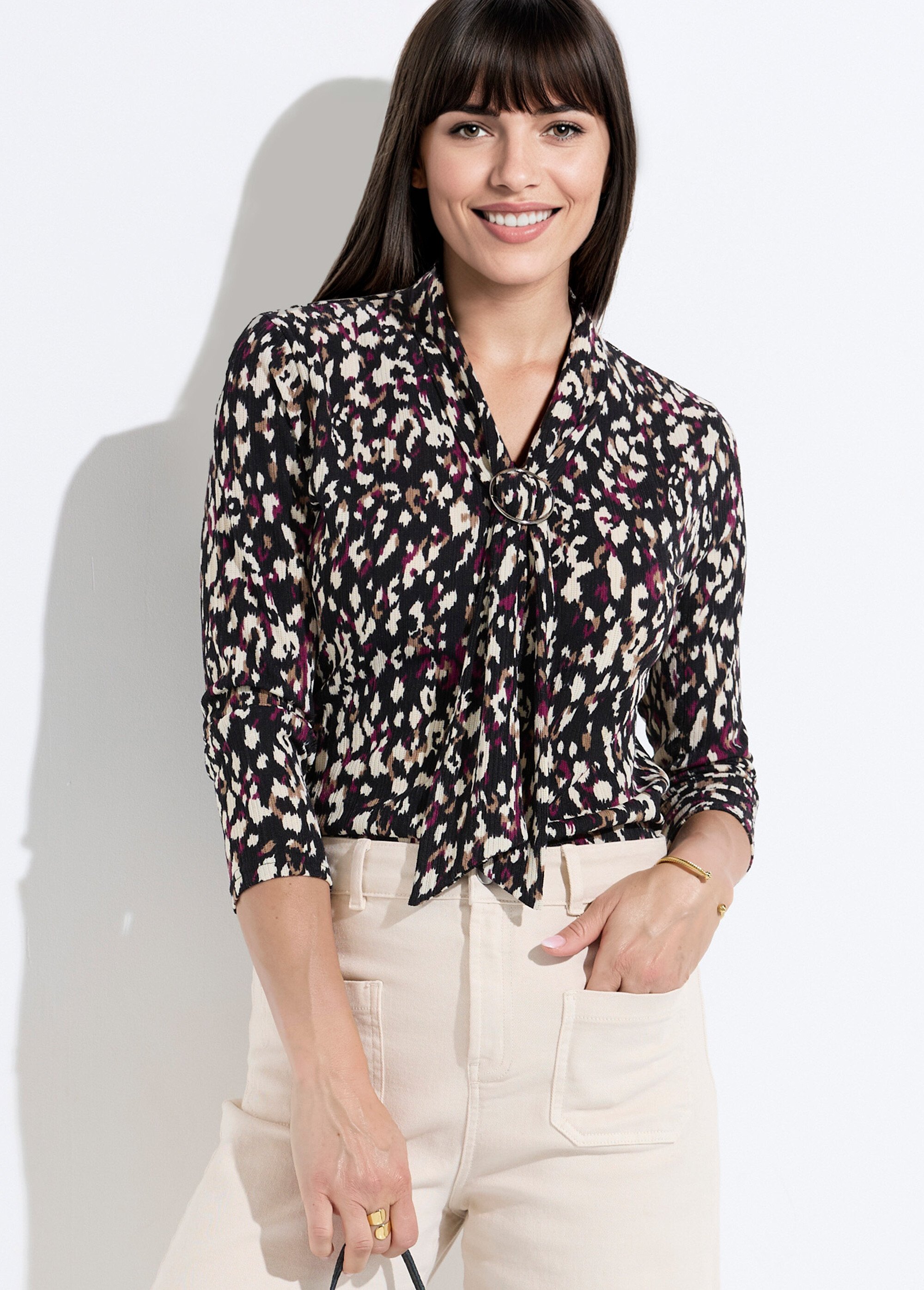 T-shirt col lavallière imprimé graphique Femme Noir CALVA MV1