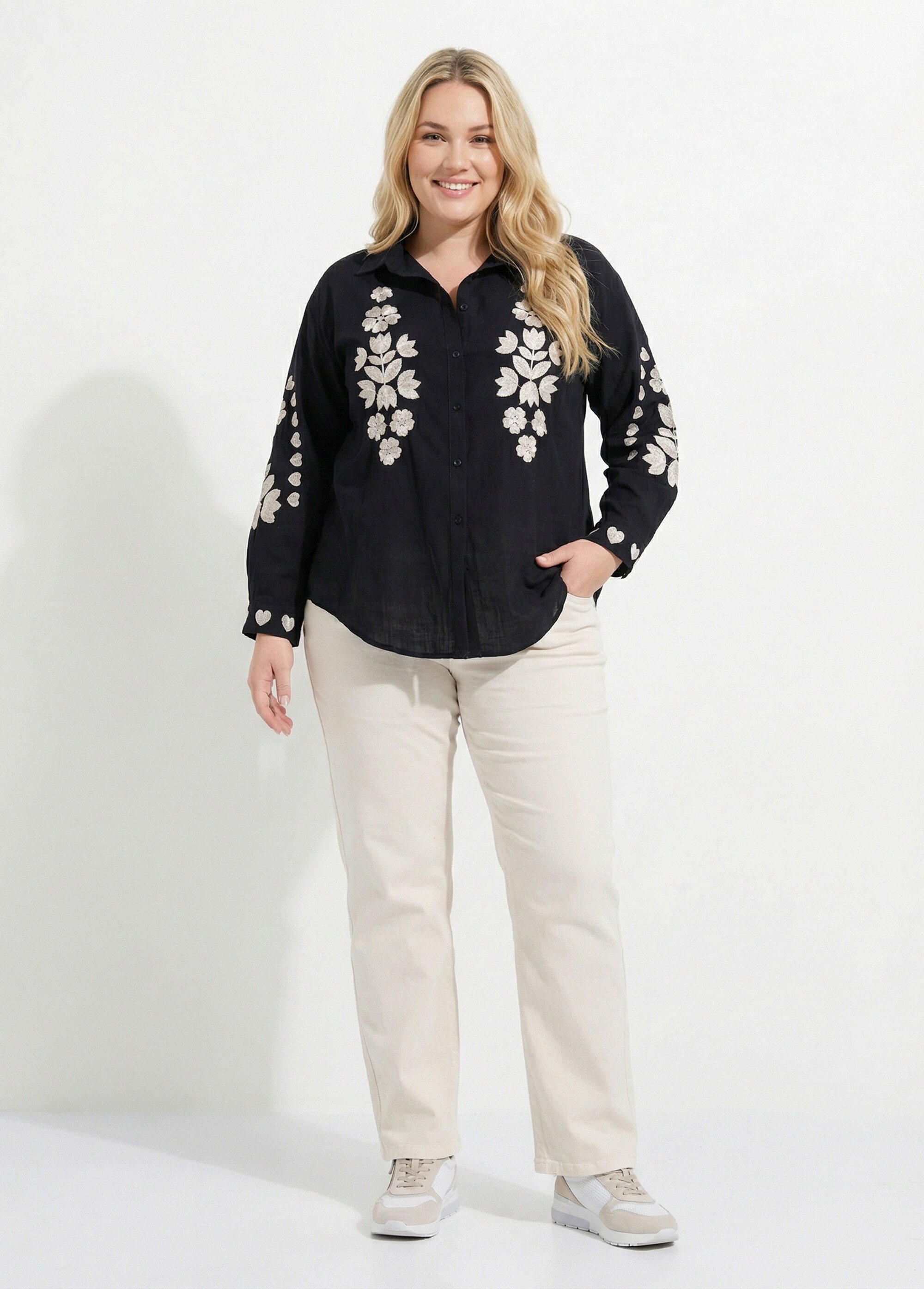 Chemiser boutonné avec broderies fleurs Femme Grande Taille Noir CHY-D05 SF1