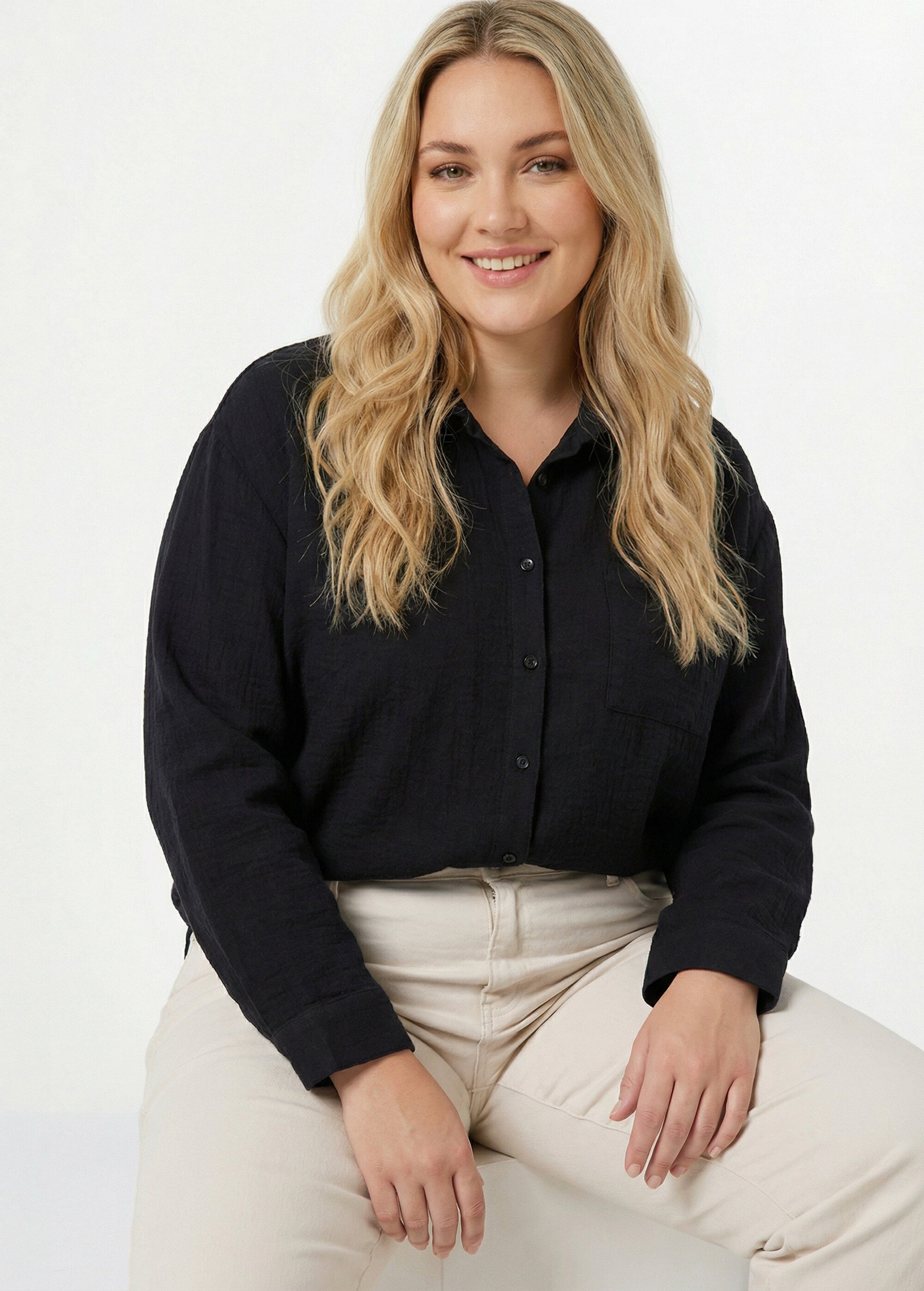 Chemiser fluide avec manches longues Femme Grande Taille Noir CHY-F637 MV1