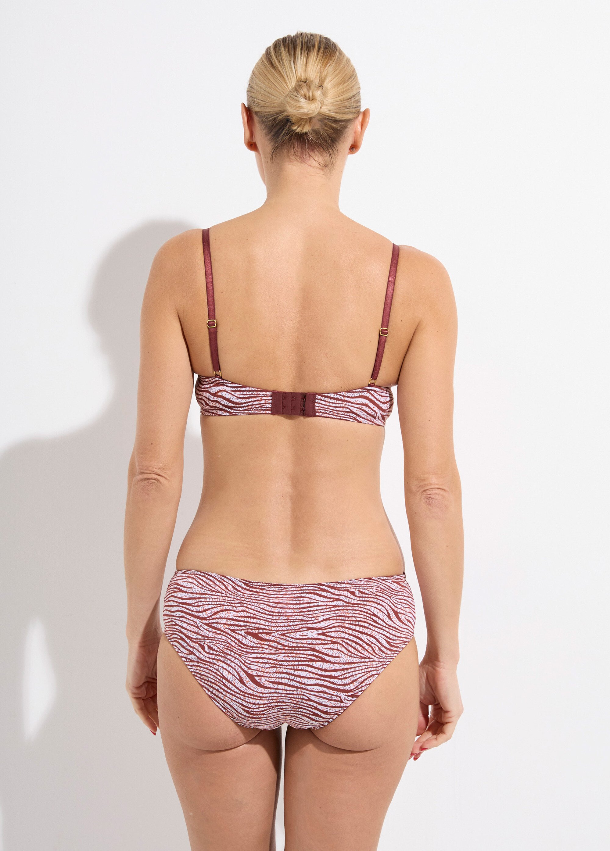Ensemble soutien gorge et culotte zèbre
