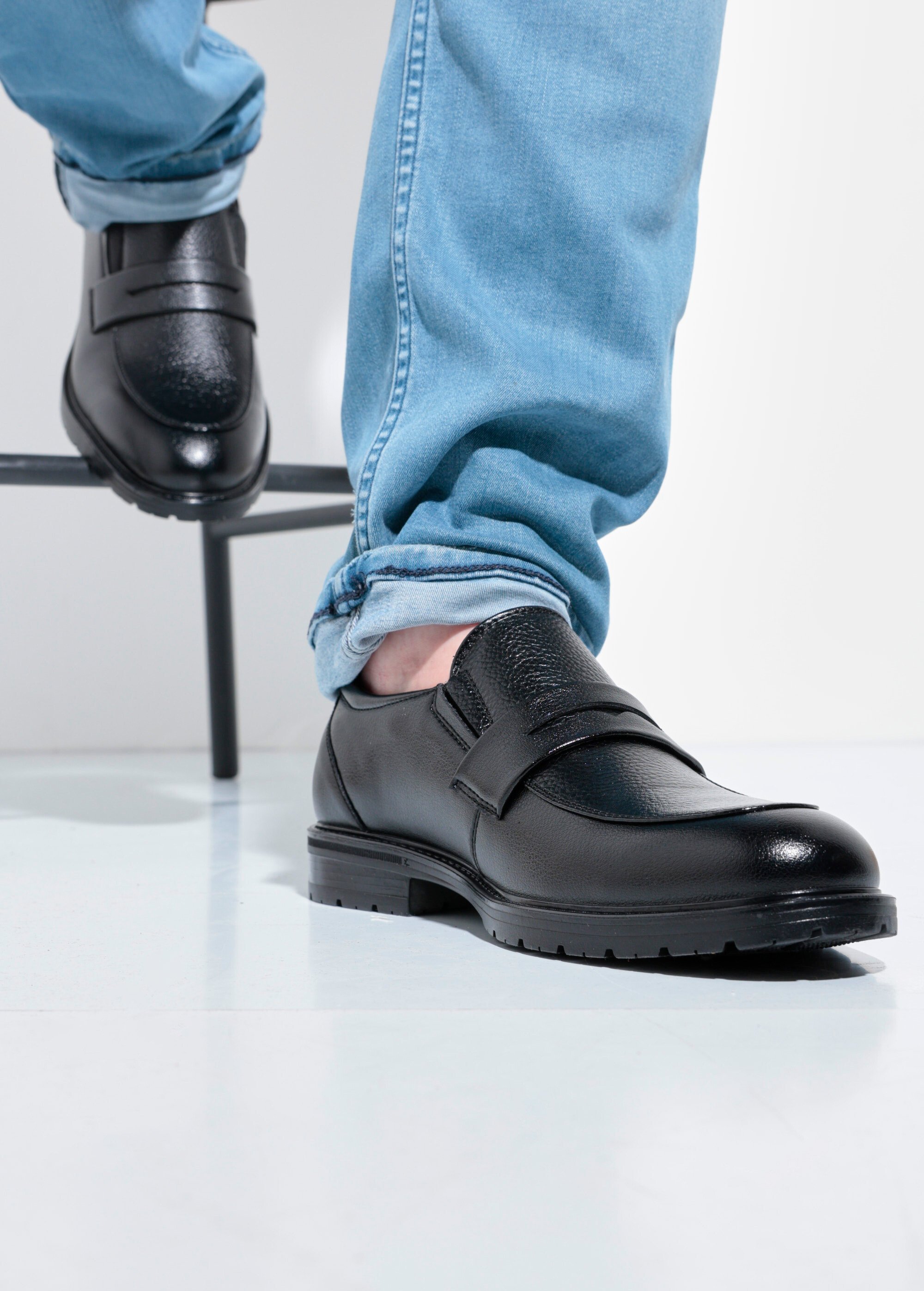 Mocassins simili cuir, patte ton sur ton Homme Noir YIM57021 SI1