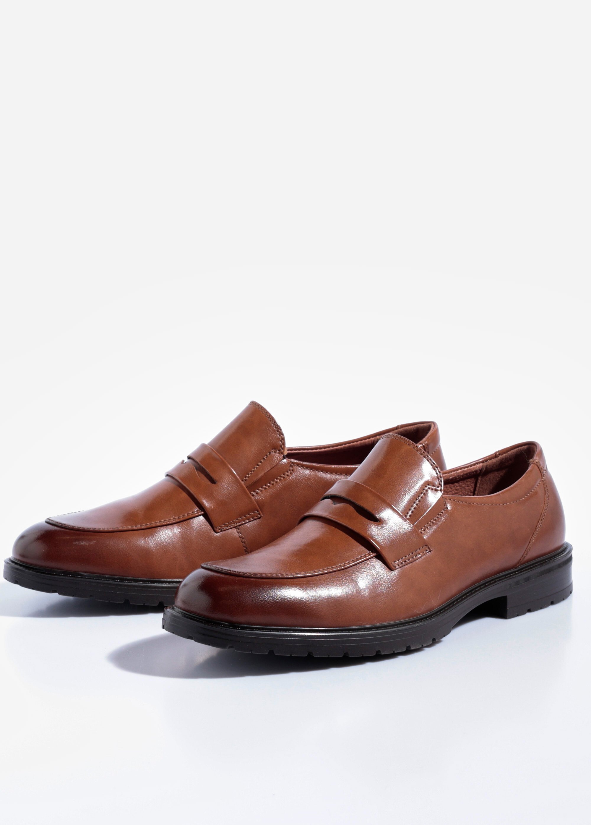 Mocassins simili cuir, patte ton sur ton