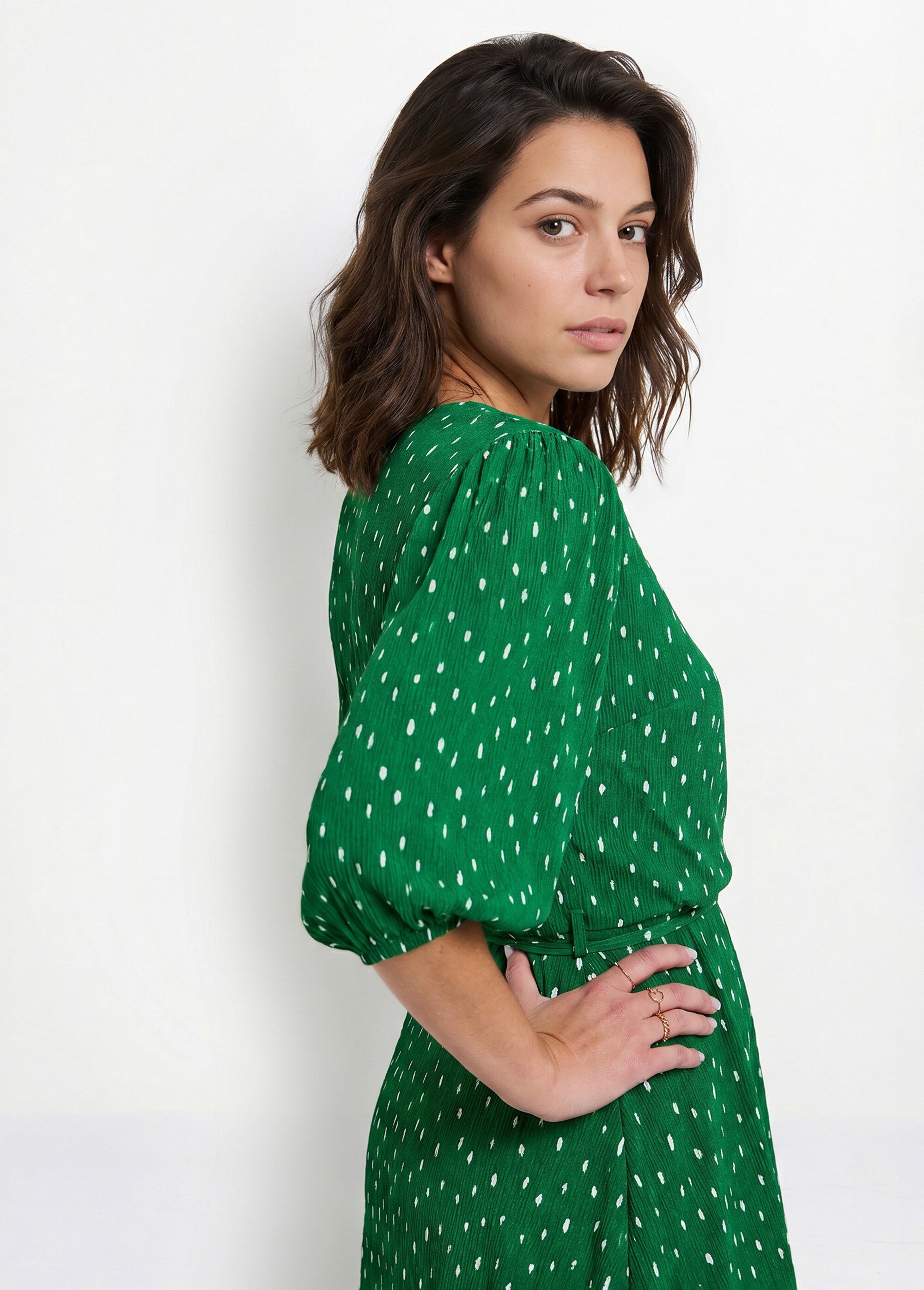 Robe courte cache-coeur imprimé pois