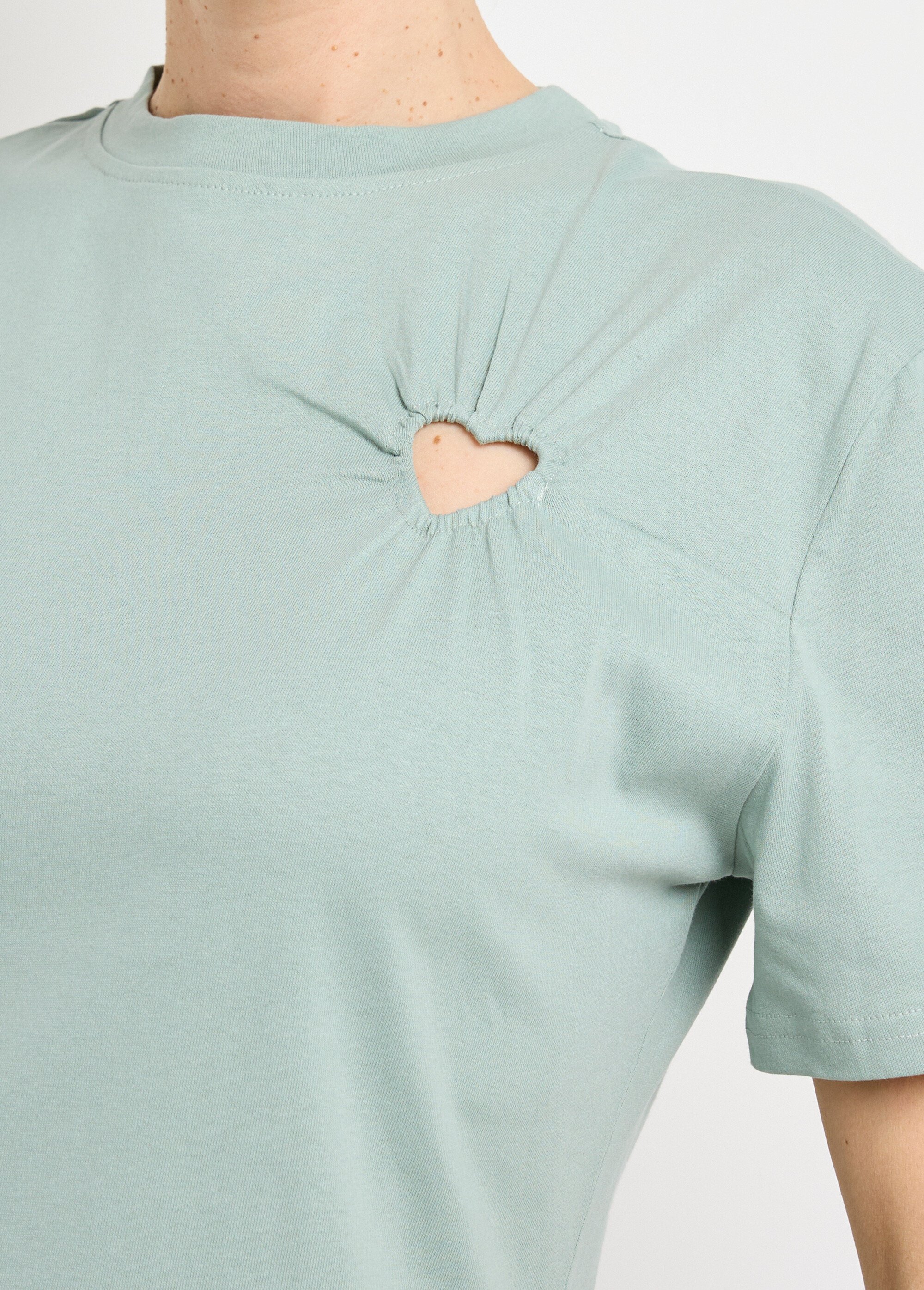 T-shirt col rond, motif cœur tissu évidé Femme Vert JB-TS0066 DE1