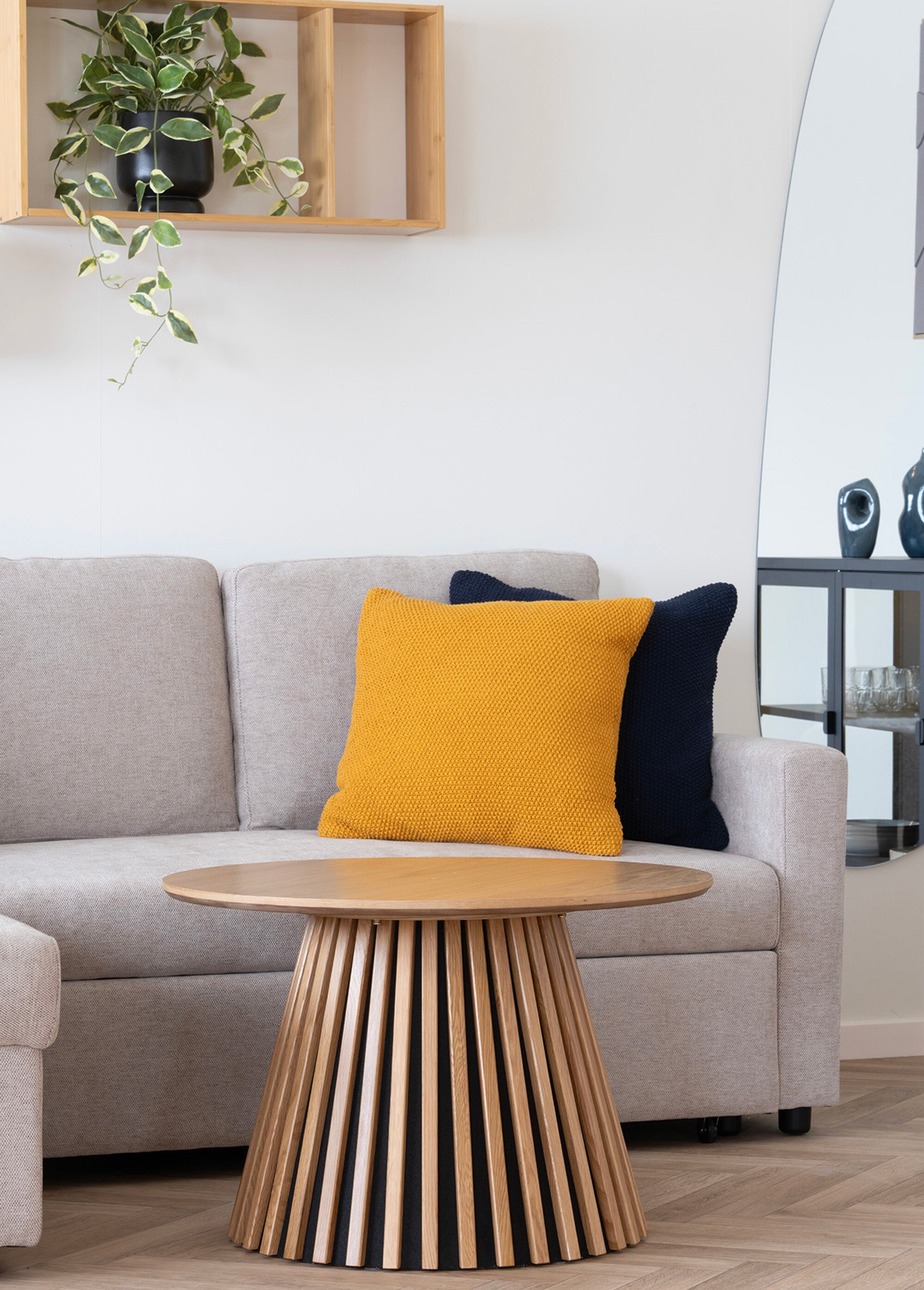 Table basse en chêne, pied design CHENE HN-2102080 SI1