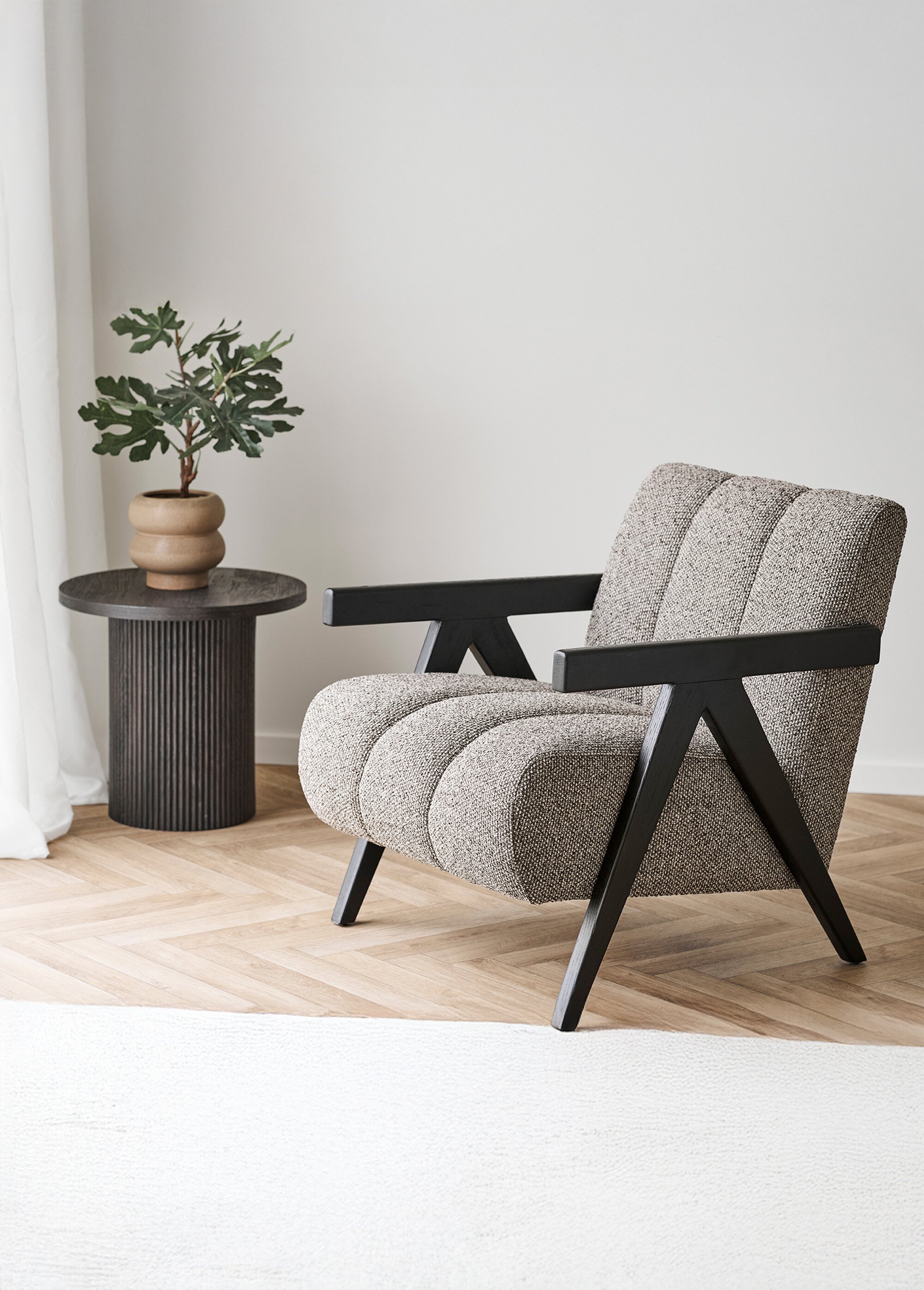 Table d’appoint bois, pied façon lattes MARRON FONCE HN-2102110 SI1