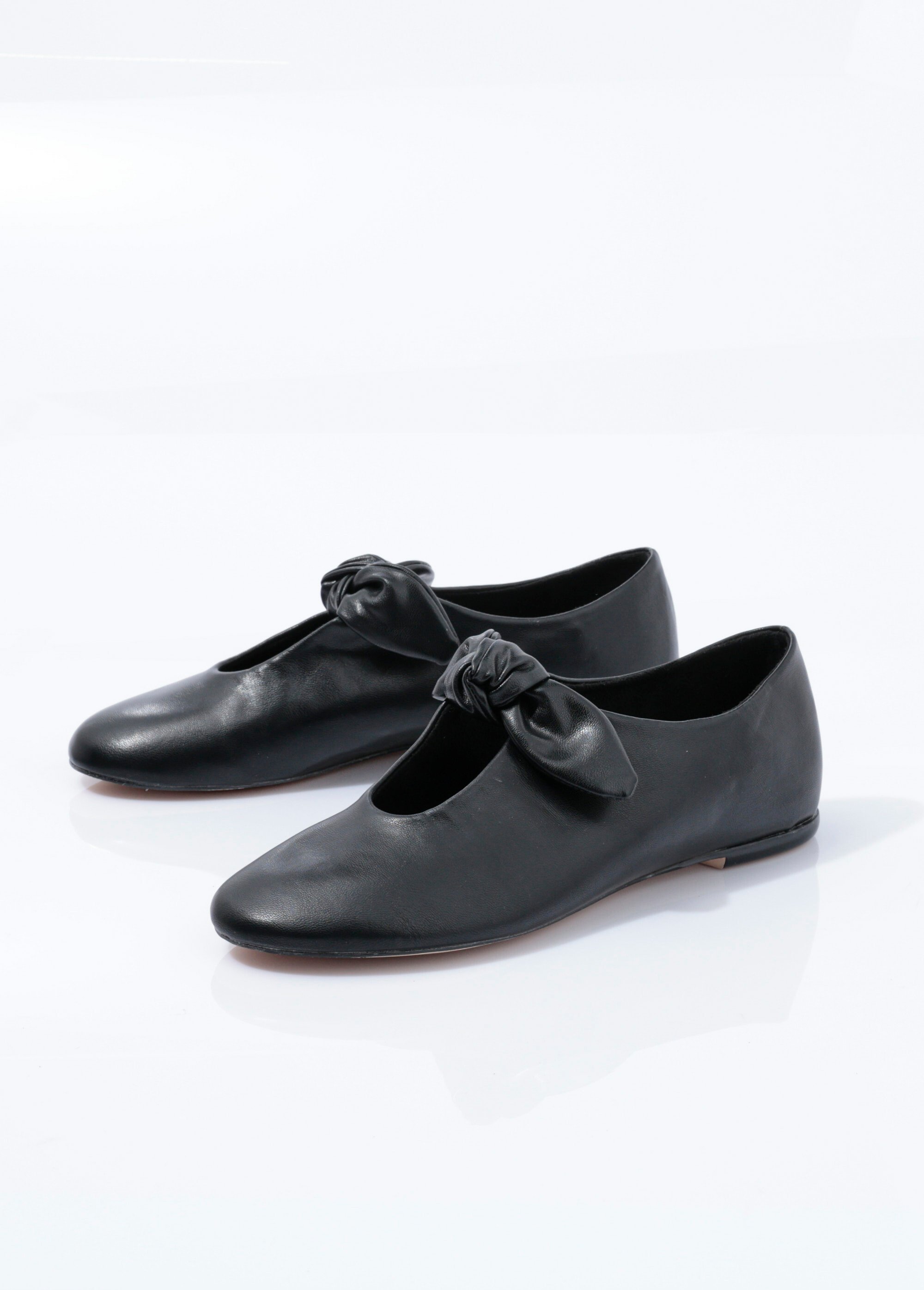 Ballerines plates à nouer, style preppy Femme Noir CORM5670 DE1
