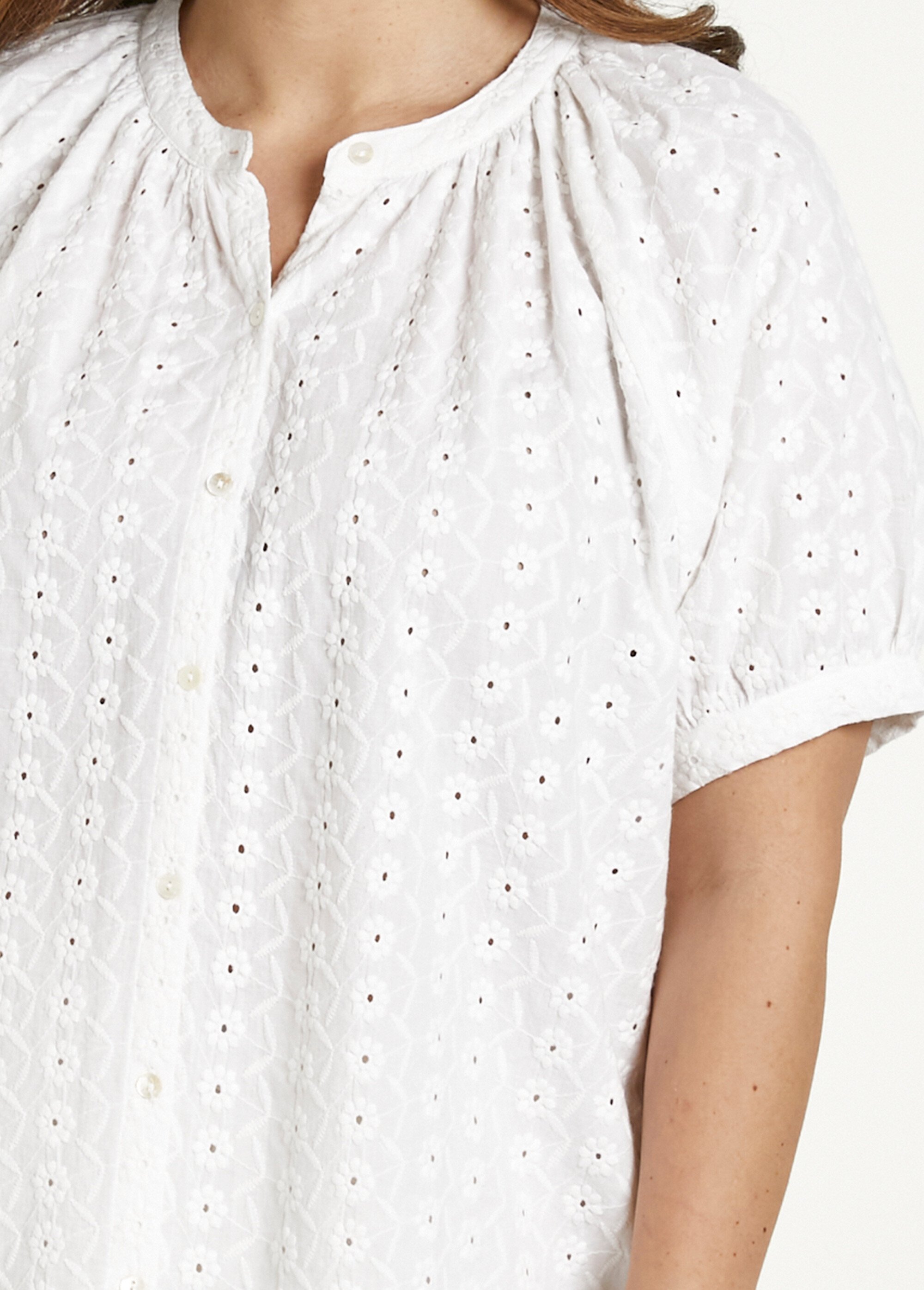 Chemisier ample coton brodé sans col