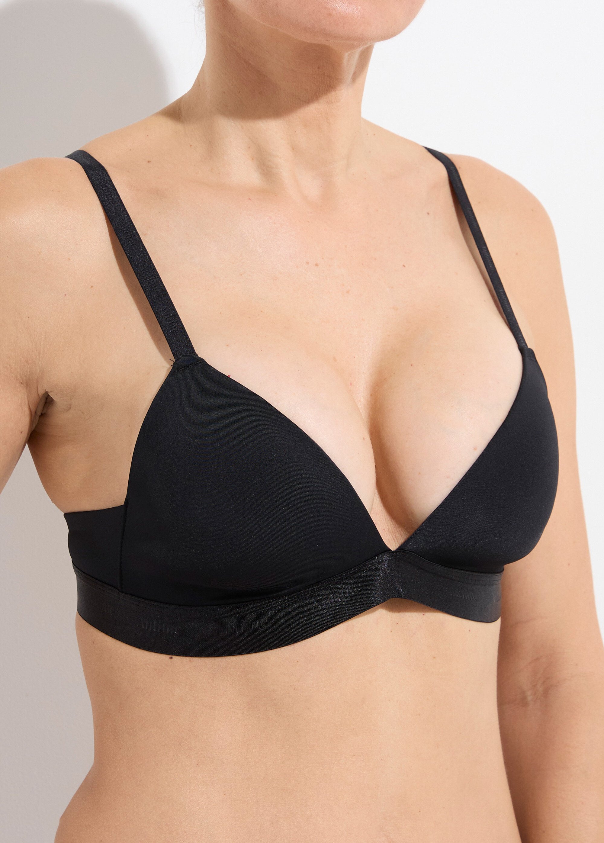 Ensemble invisible soutien gorge string
