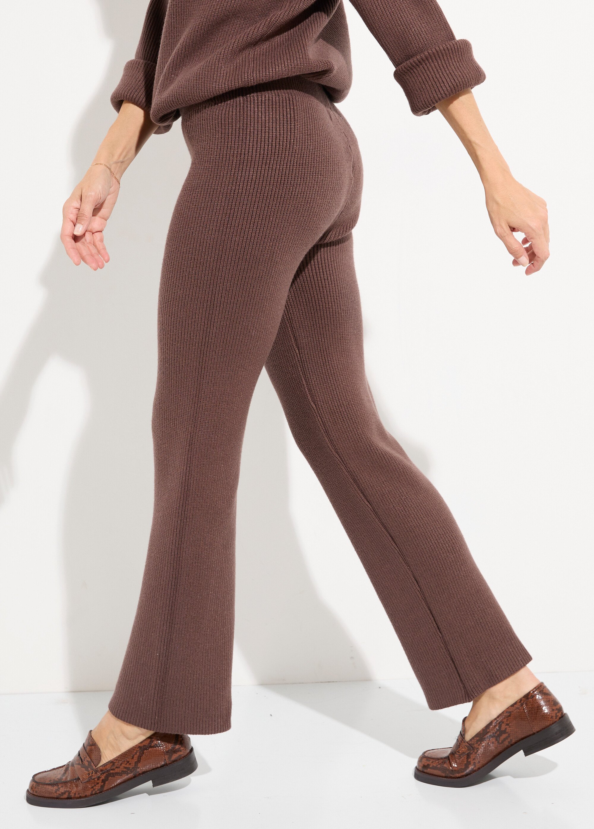 Pantalon confort en maille cotelée Femme Marron PAP-P360BAS GA1