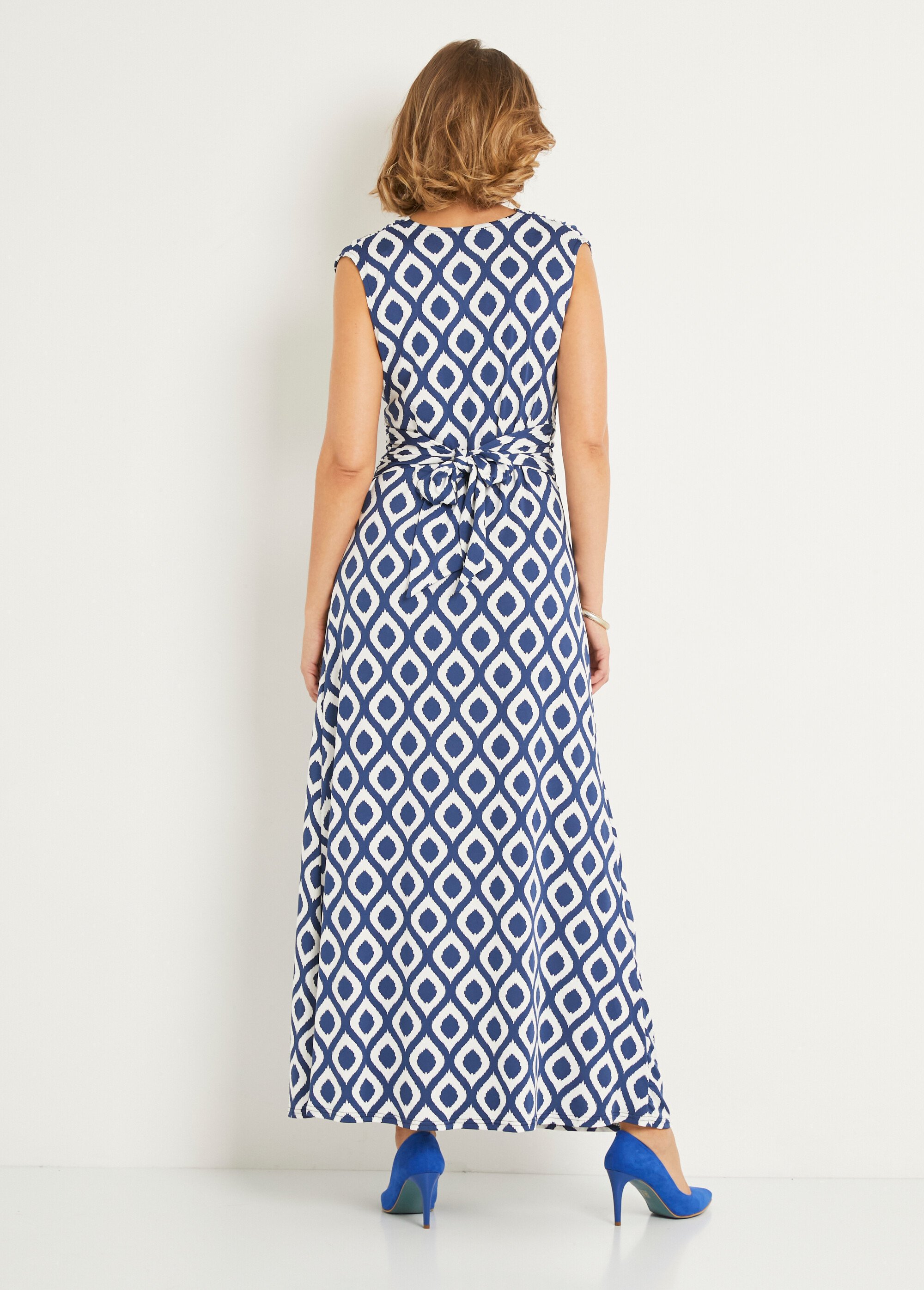 Robe longue décolleté V froncé