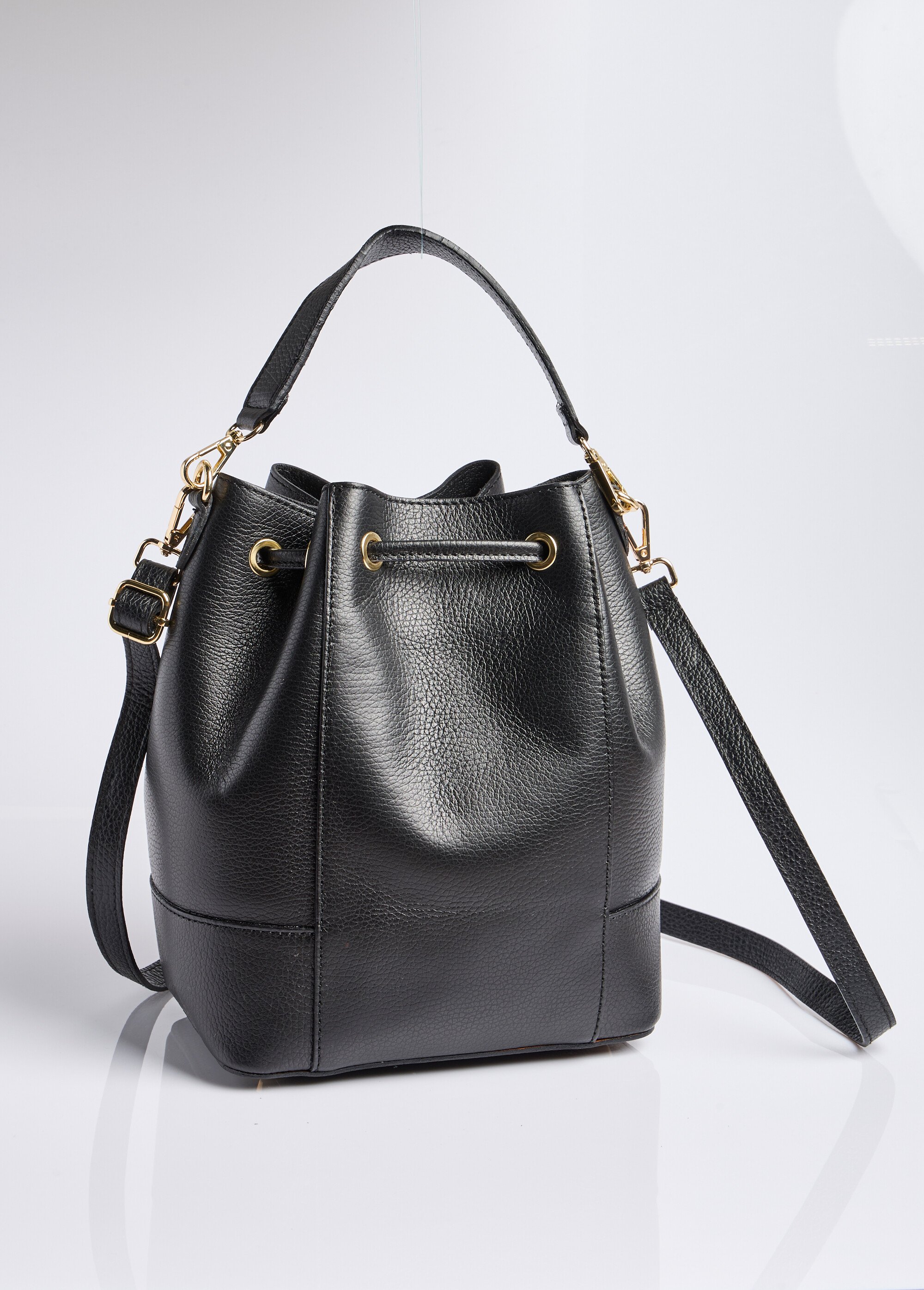 Sac chic en cuir véritable, forme seau Femme Noir ZEZC20261 DO1