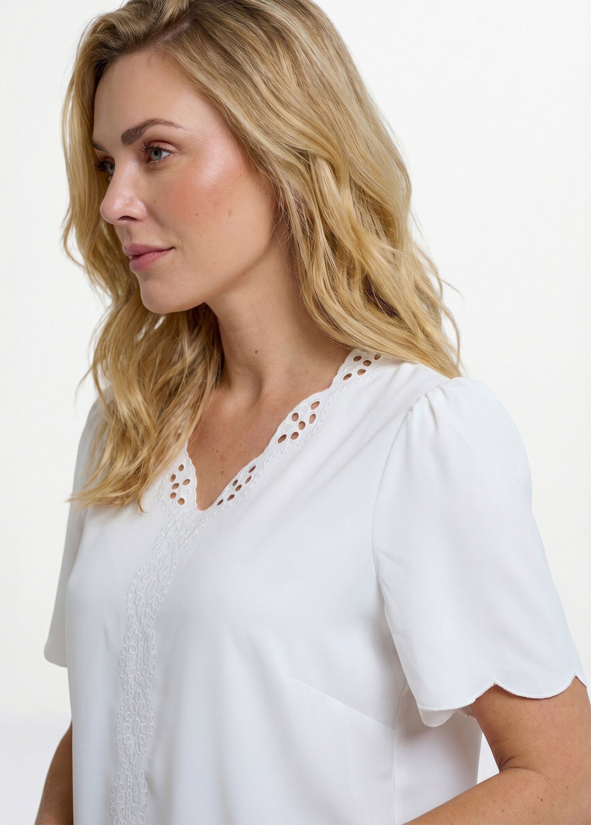 Tunique longue brodée manches courtes unie Femme Beige CELESTINE DE1