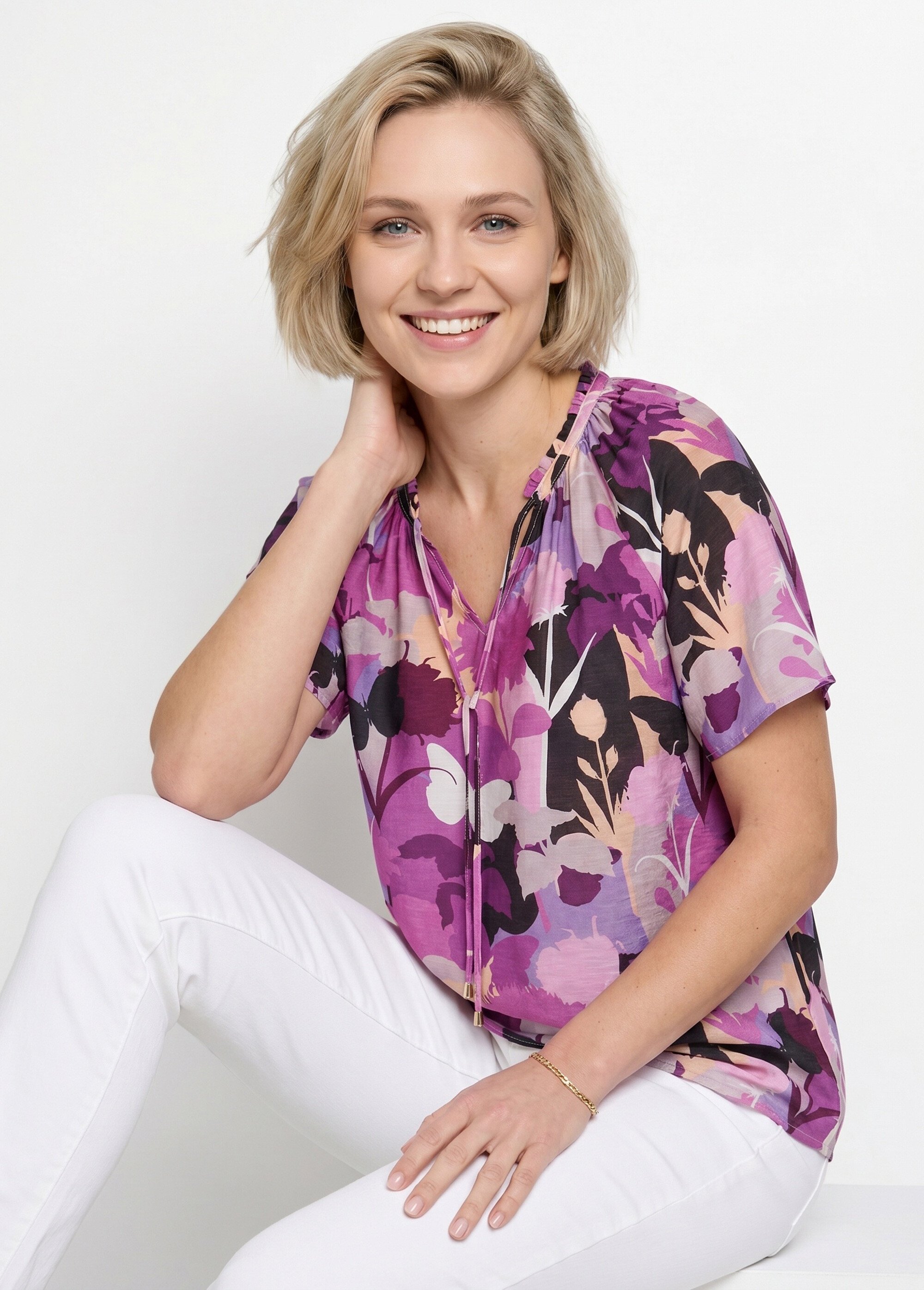 Tunique longue voile fleuri col V volanté