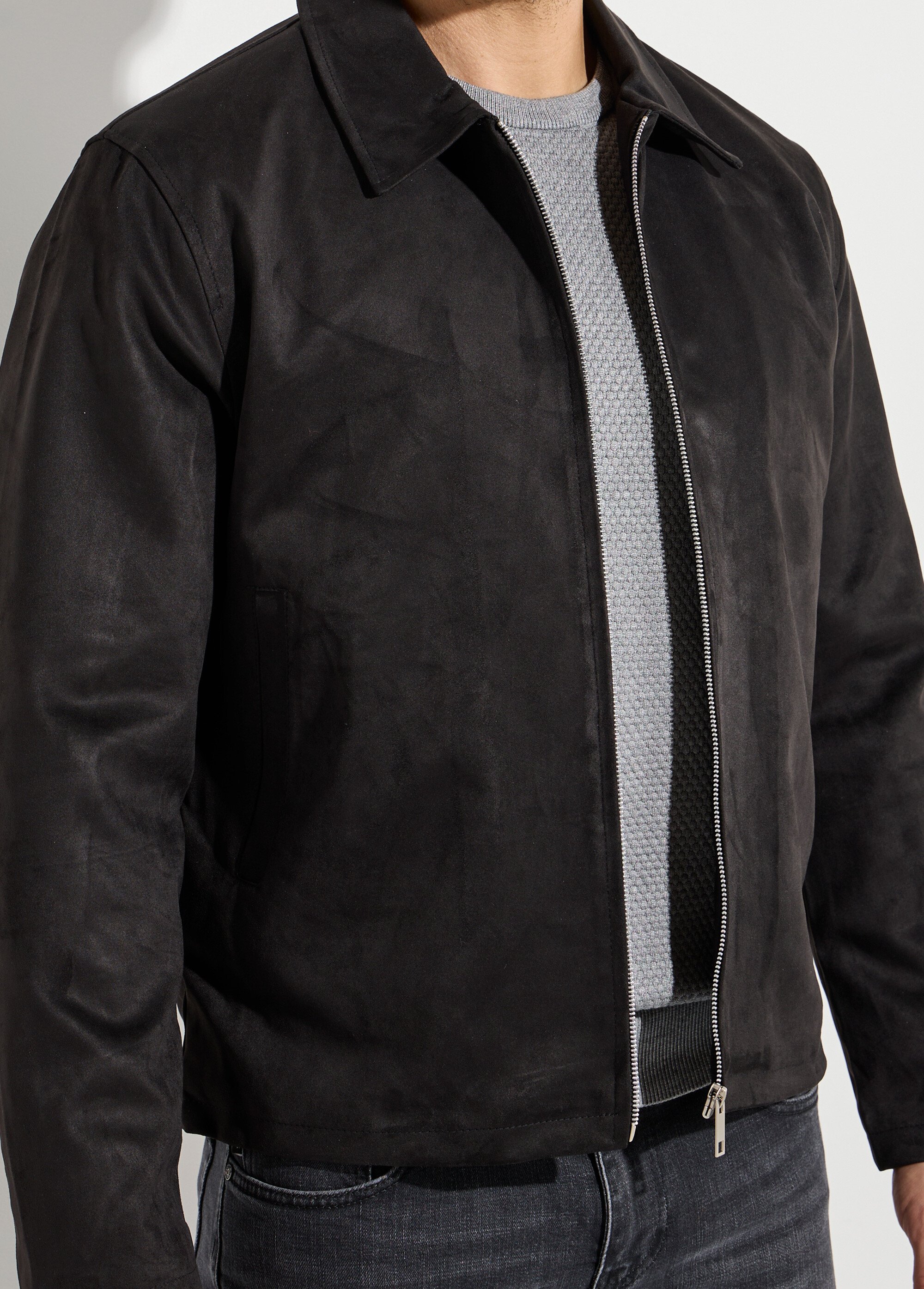 Blouson court zippé en suédine Homme Noir FRIQQ529N90 DE2