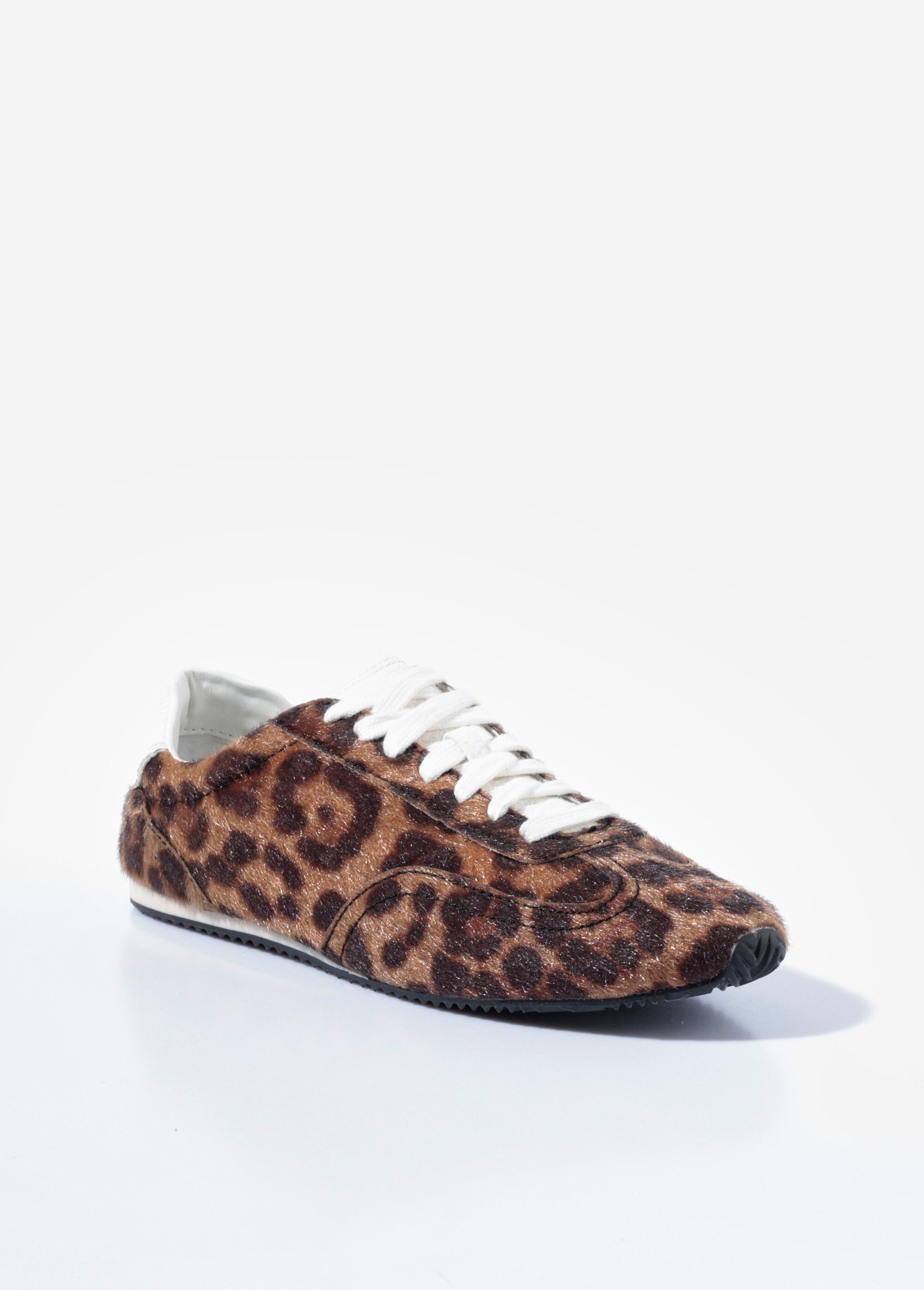 Baskets plates tendance motif léopard