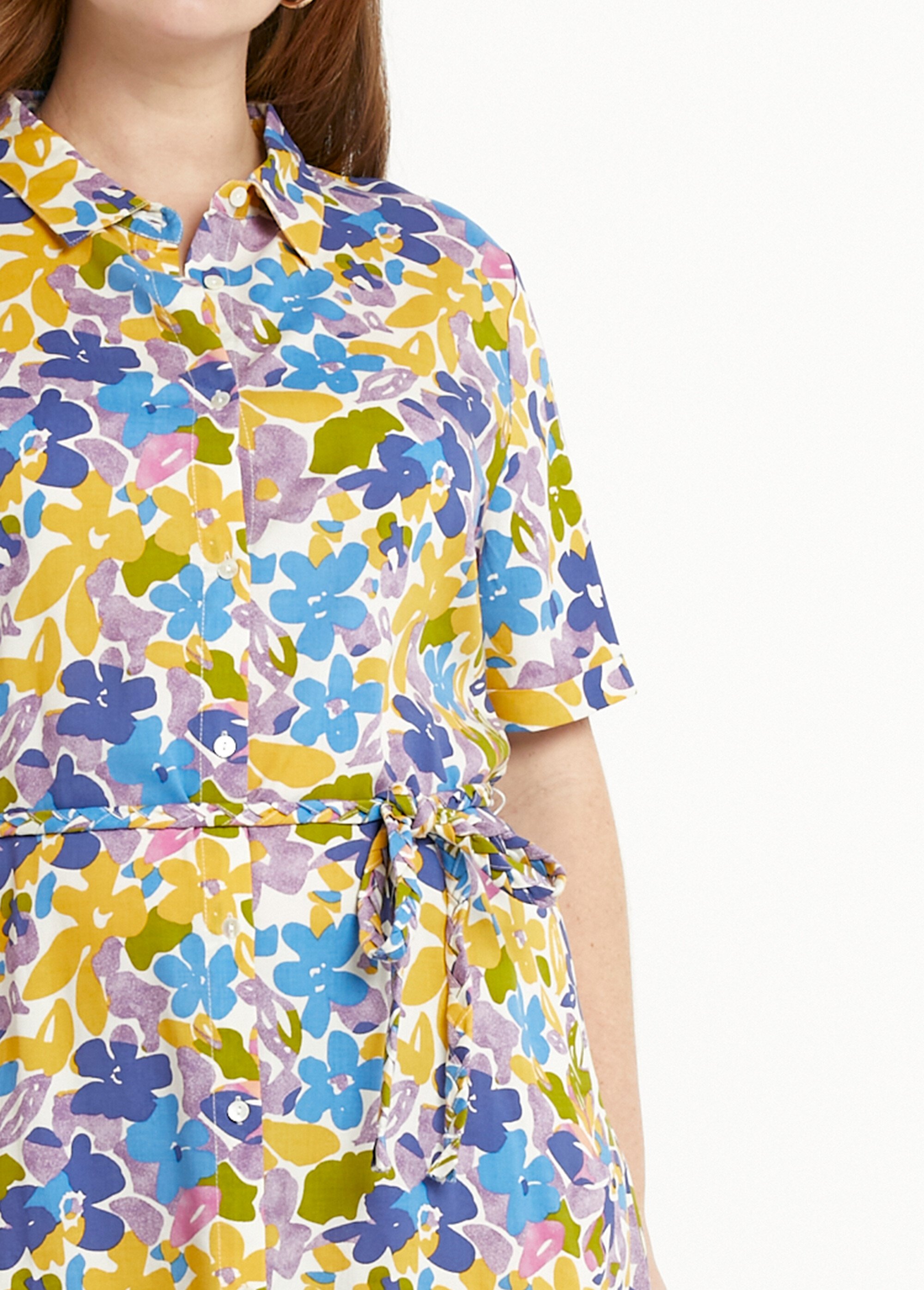 Robe-chemiser droite courte motif fleuri