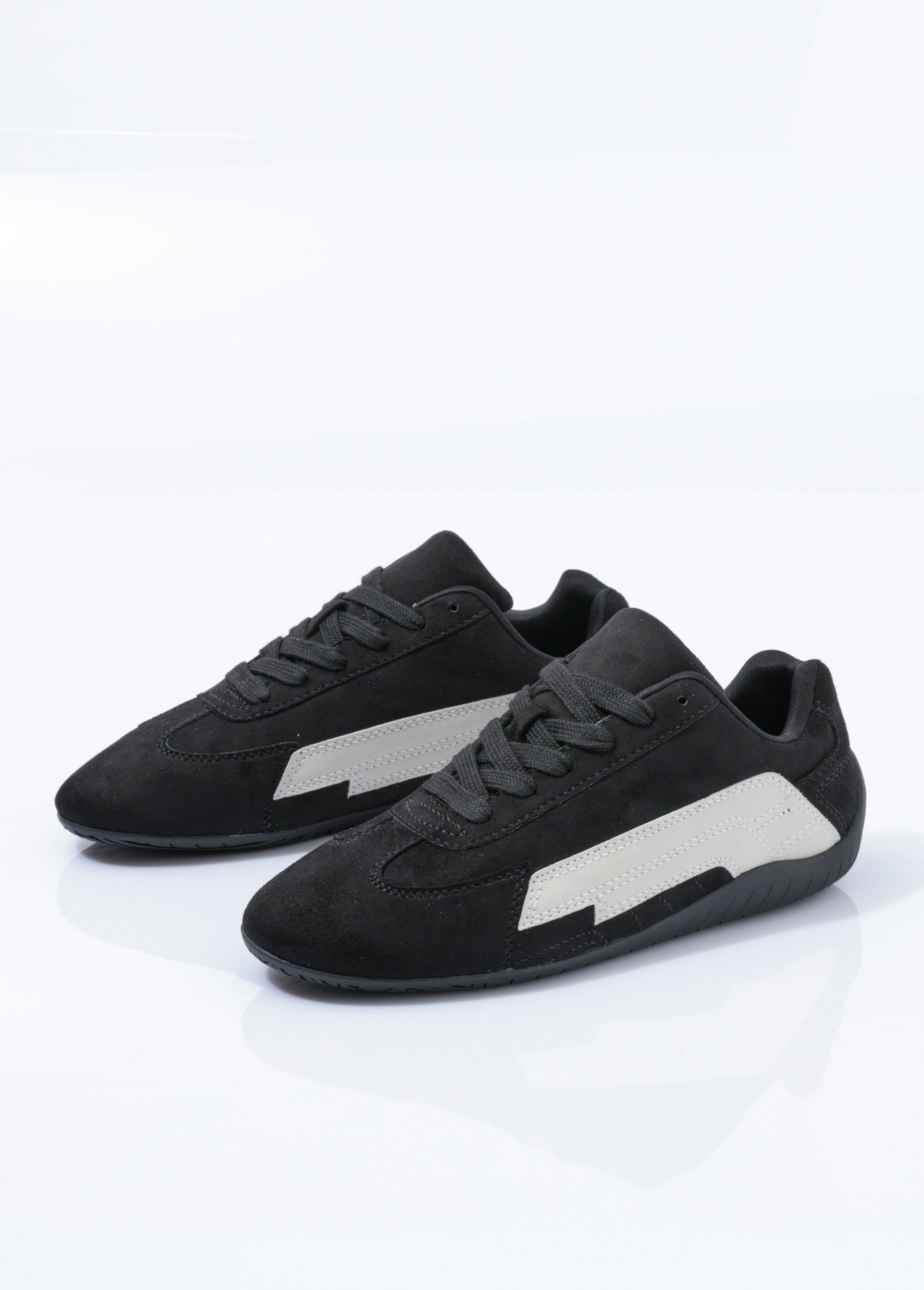 Baskets sportswear avec semelle plate Femme Noir CORM5515 DE1