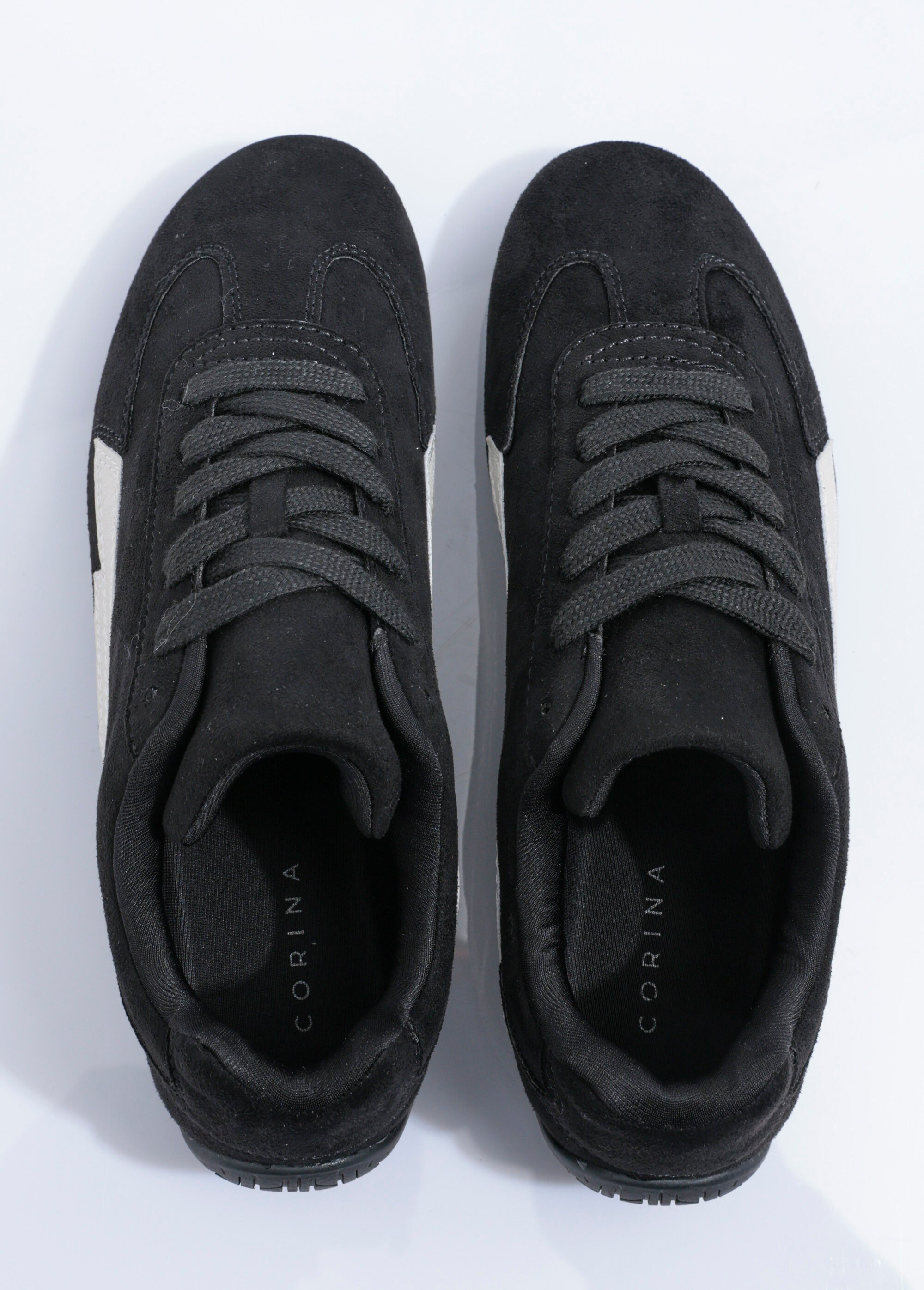 Baskets sportswear avec semelle plate Femme Noir CORM5515 OV1