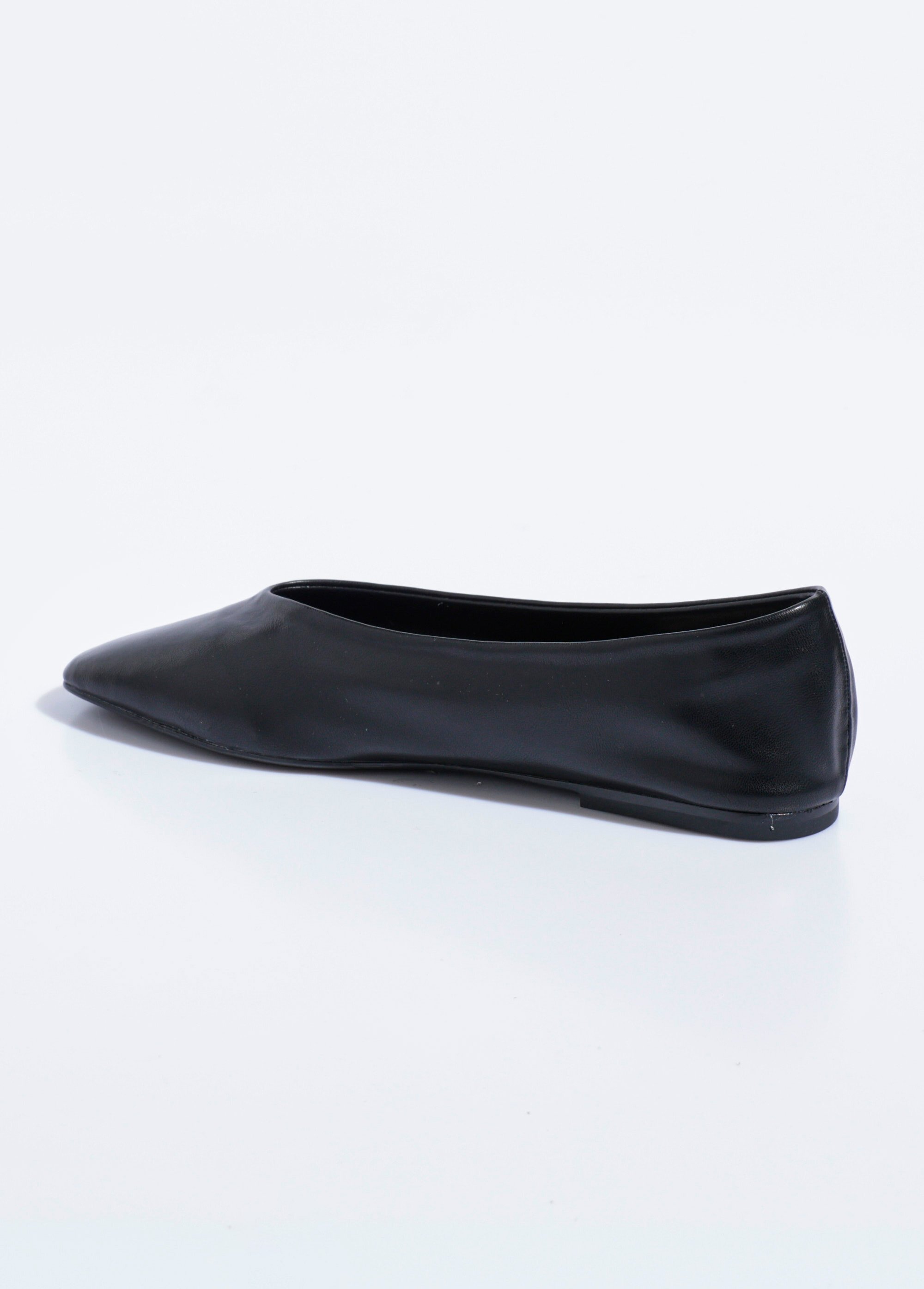 Ballerines plates décolleté V bout carré Femme Noir CORM5595 DO1
