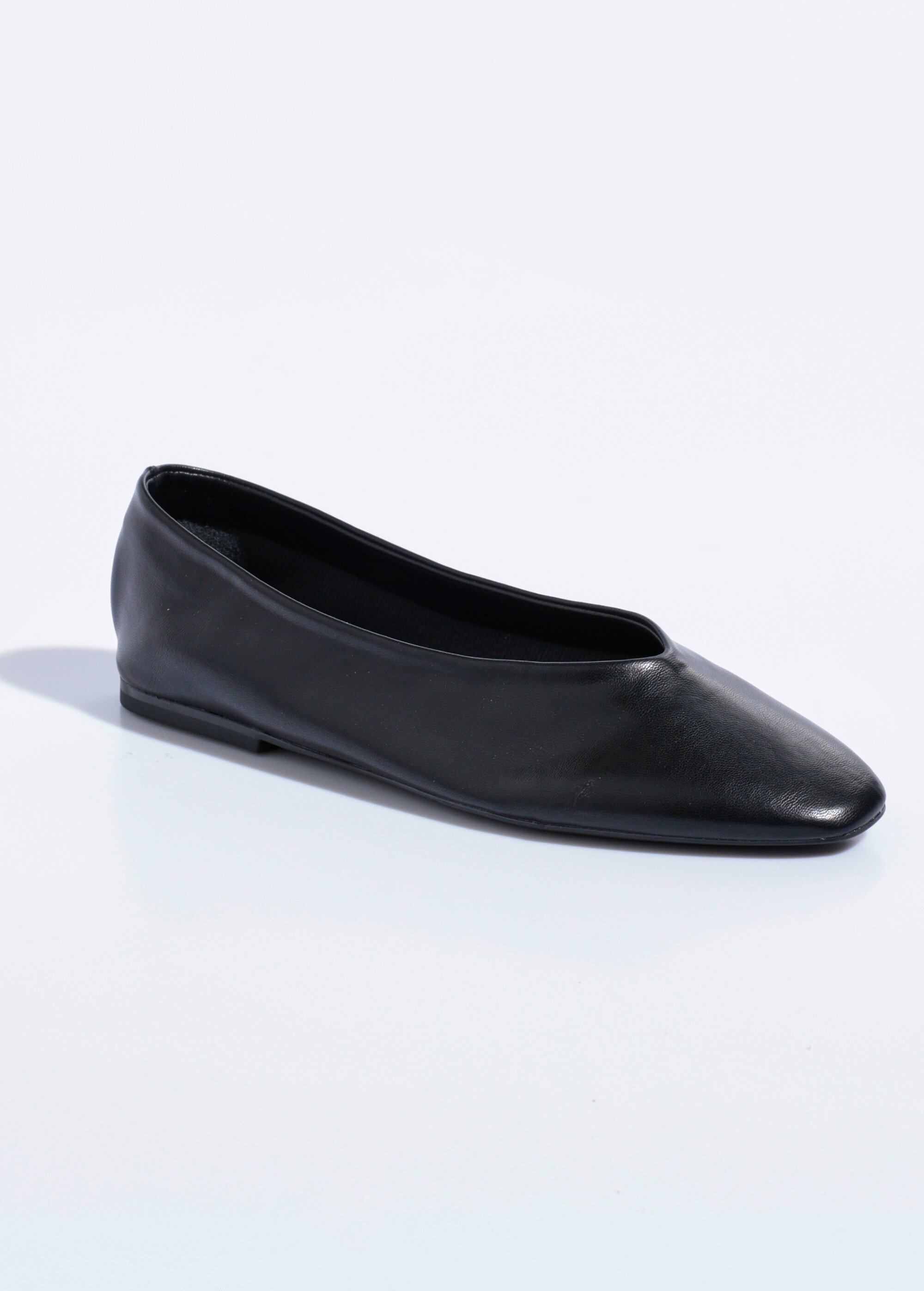 Ballerines plates décolleté V bout carré Femme Noir CORM5595 FA1