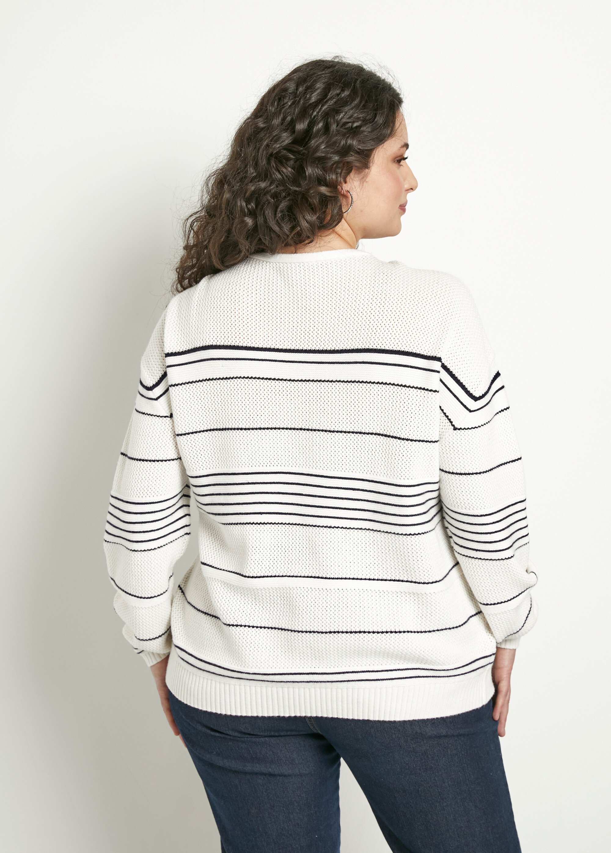 Pull doux rayé col rond esprit marinière