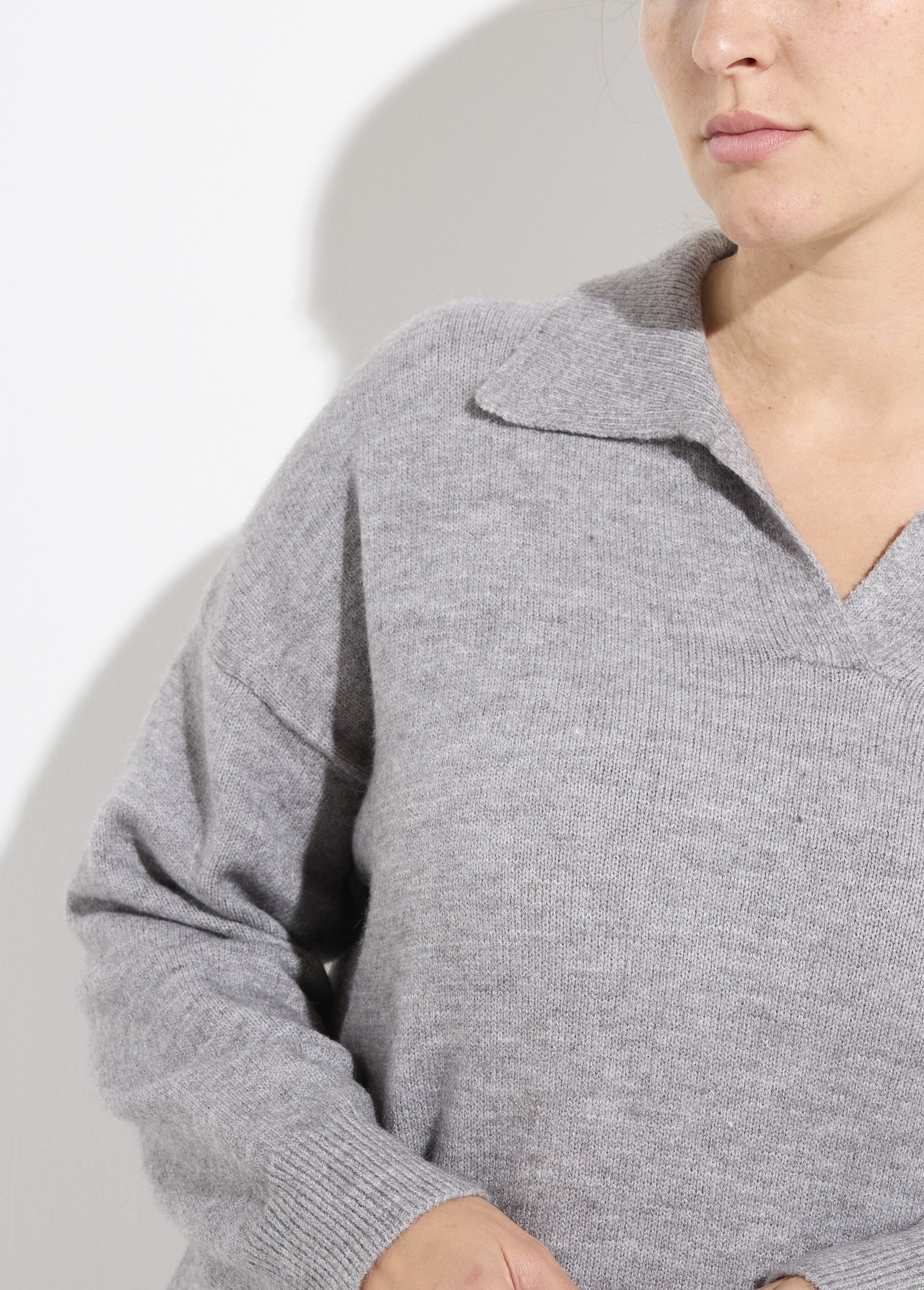 Pull en maille col polo, coupe confort Femme Grande Taille Gris CHY-H585387 DE1