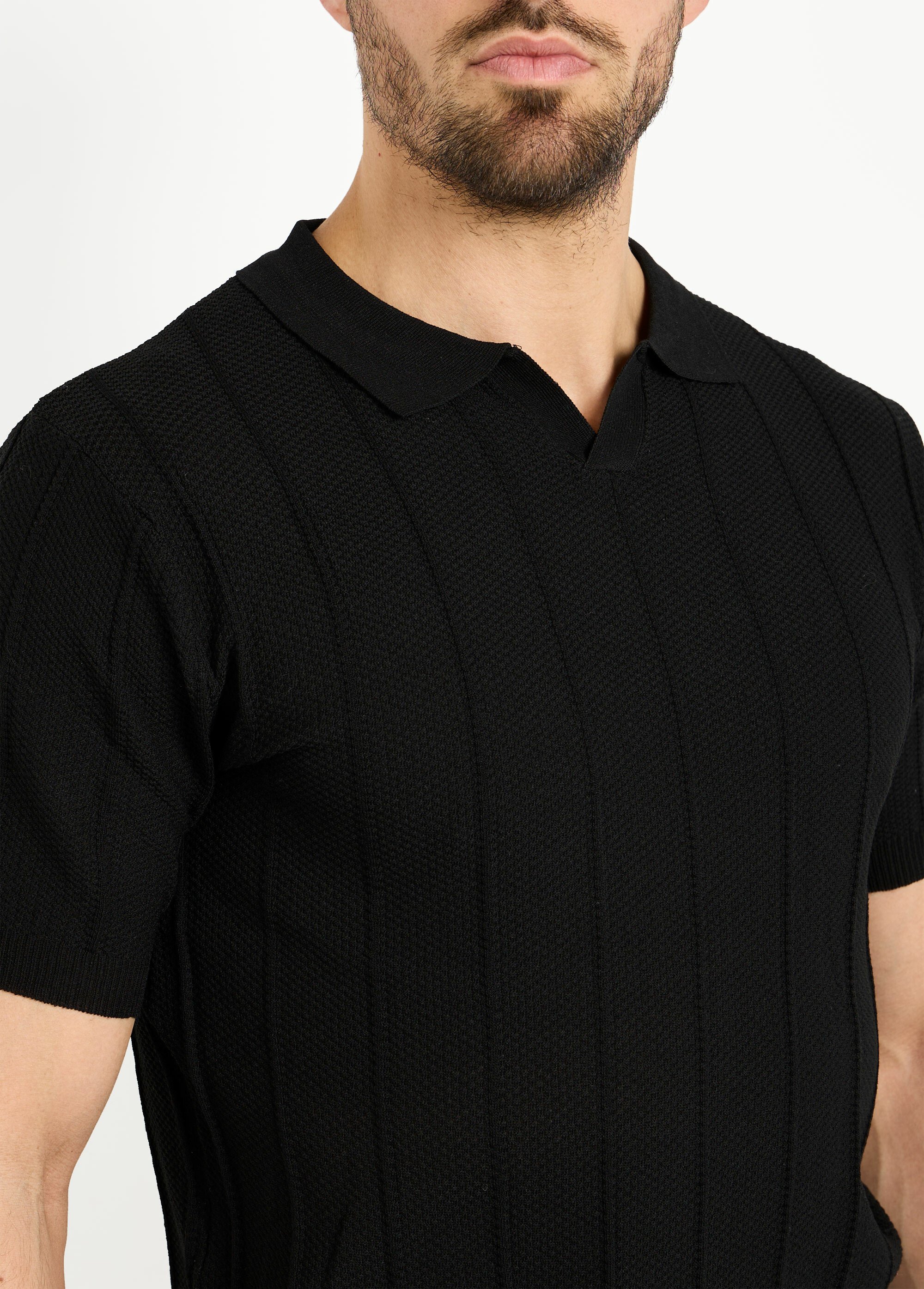 Pull fin en maille gaufrée avec col polo Noir LYSJ6919 DE1