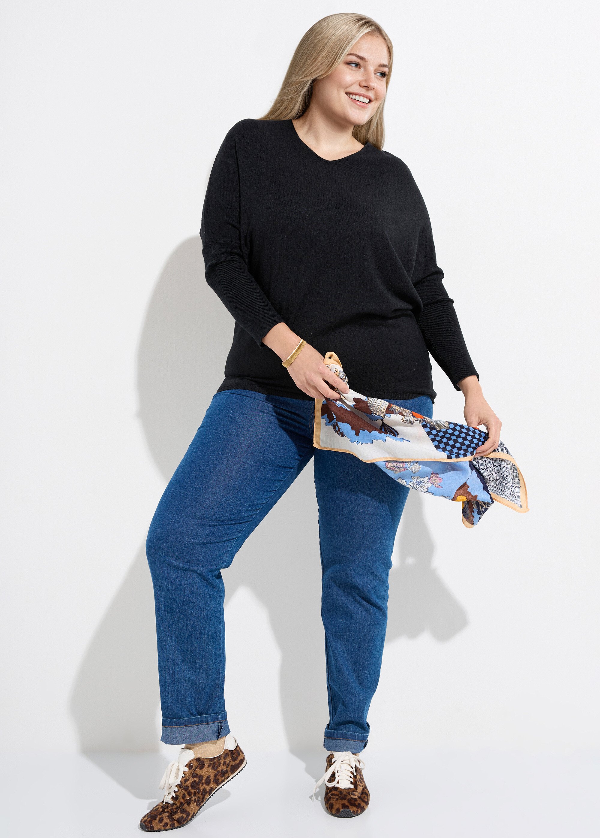 Pull maille fine jauge épaules descendues Femme Grande Taille Noir CHY-816 SI1
