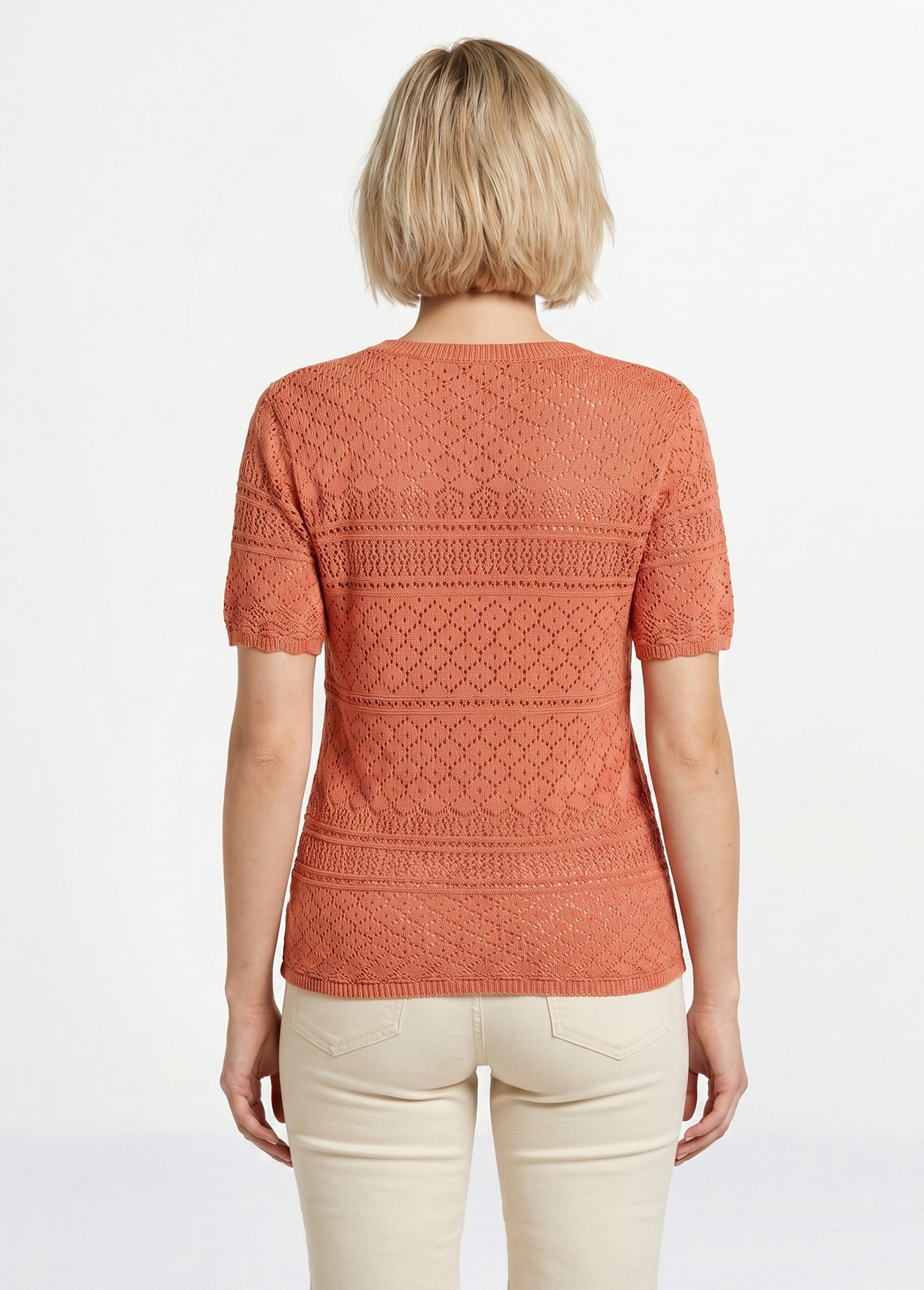 Pull manches courtes blousant ajouré col rond