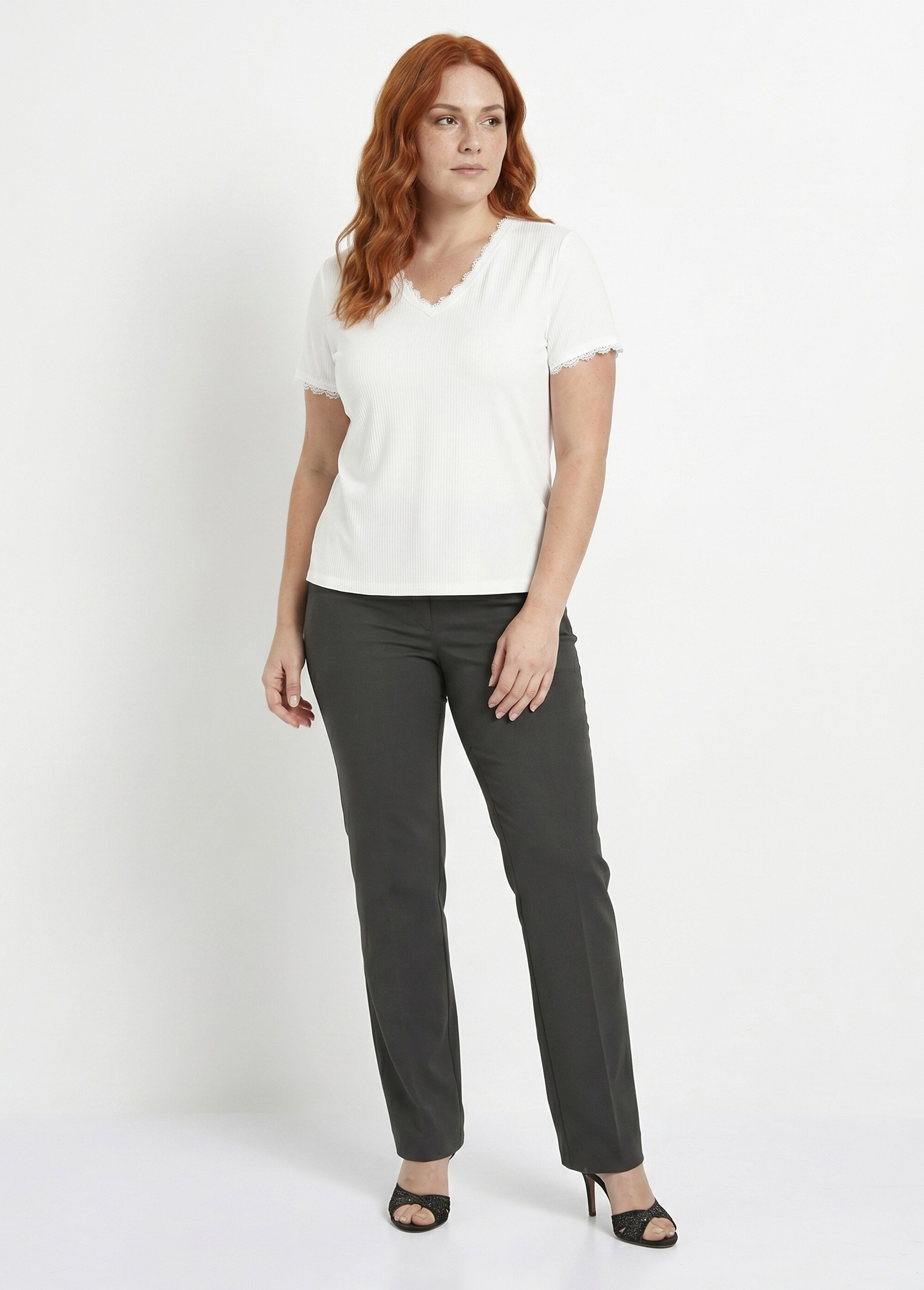 T-shirt col V manches courtes dentelle Femme Grande Taille Blanc CACHOU SI1