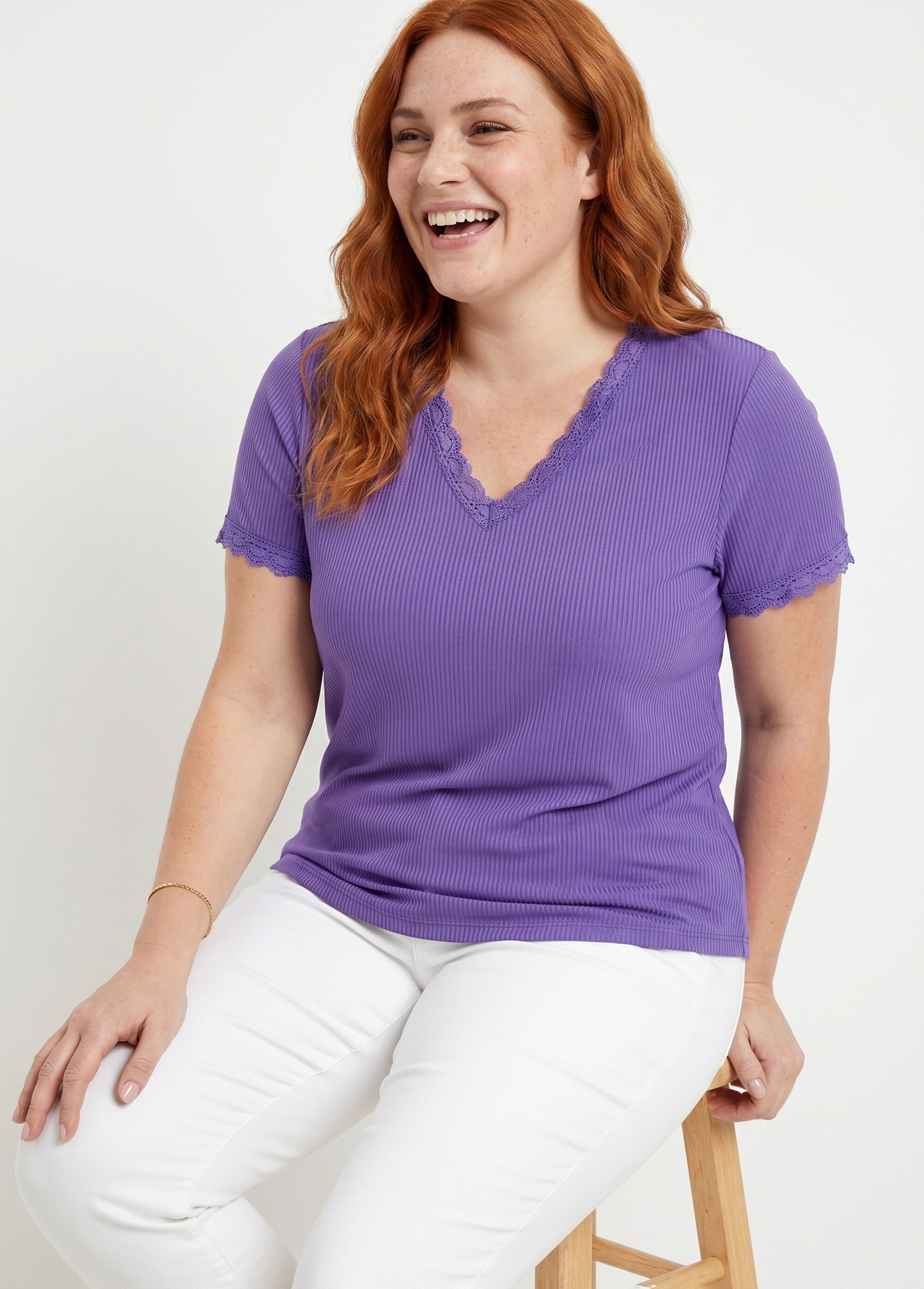 T-shirt col V manches courtes dentelle Femme Grande Taille Violet CACHOU MV1