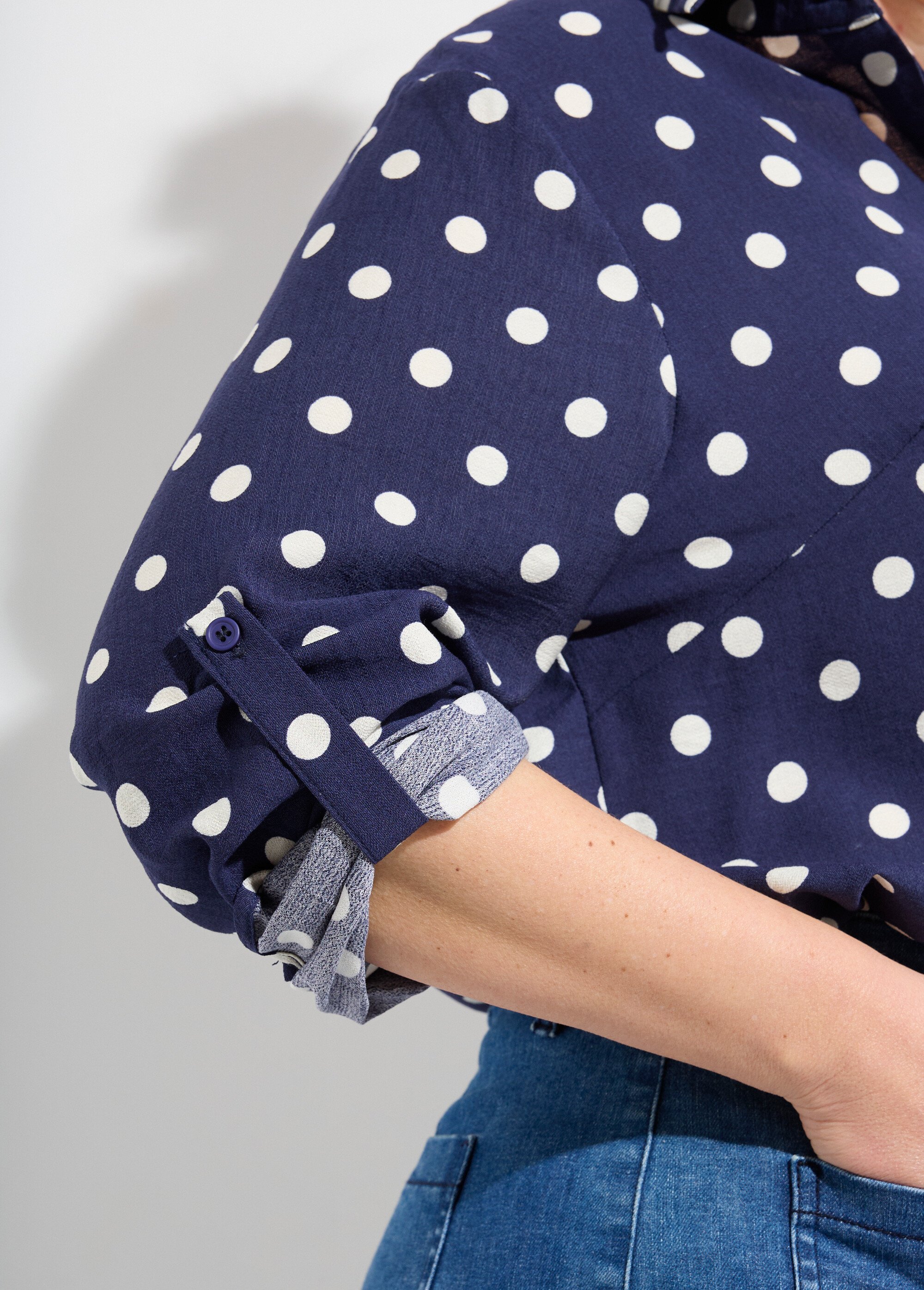 Chemisier chic, imprimé pois Femme Grande Taille Bleu MA-008-2570 DE2